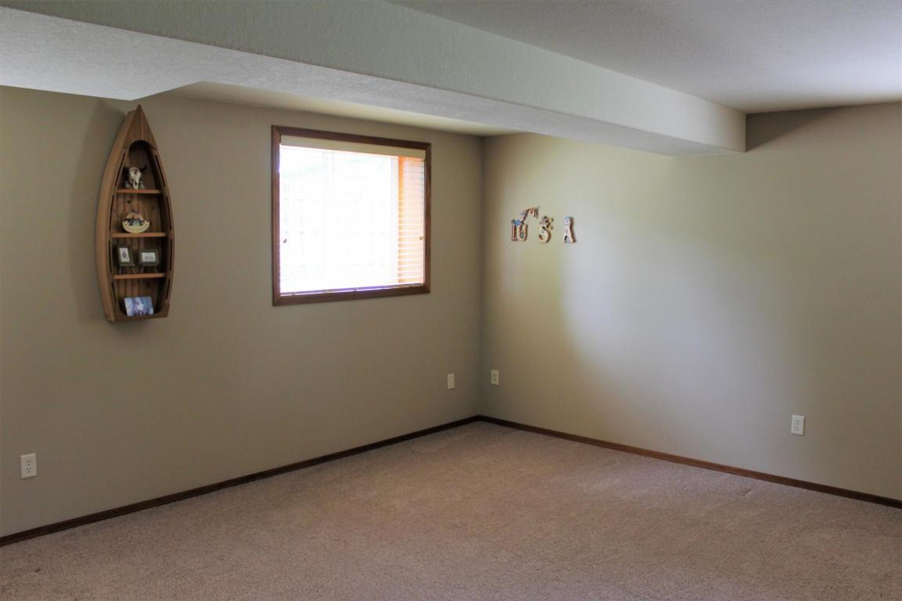 925 Western Avenue S, Brookings, SD 57006