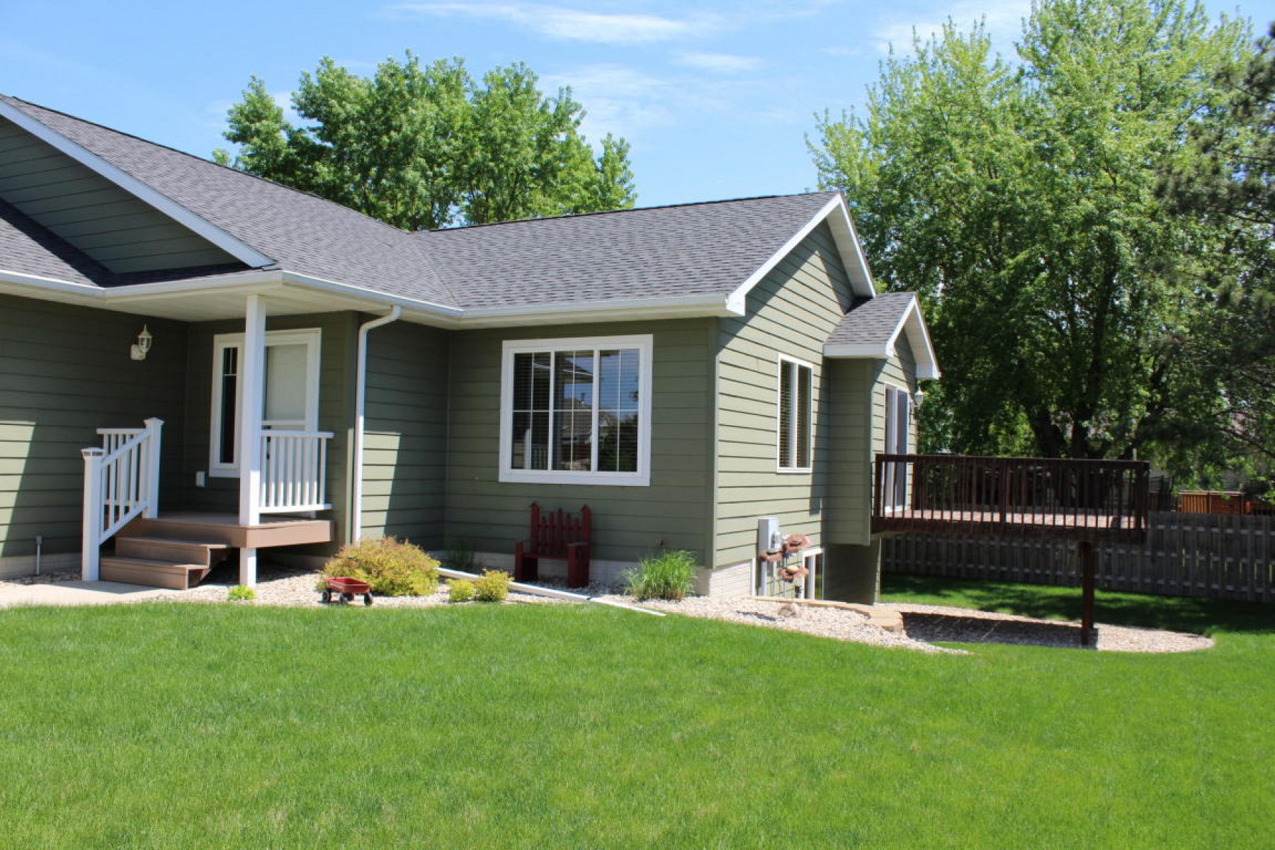 925 Western Avenue S, Brookings, SD 57006