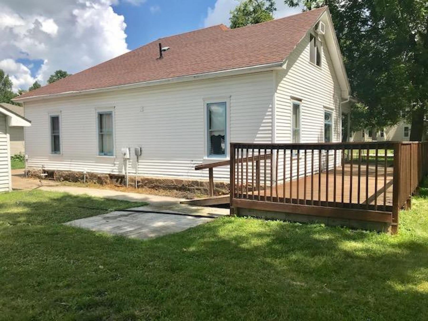 929 2nd, Brookings, SD 57006