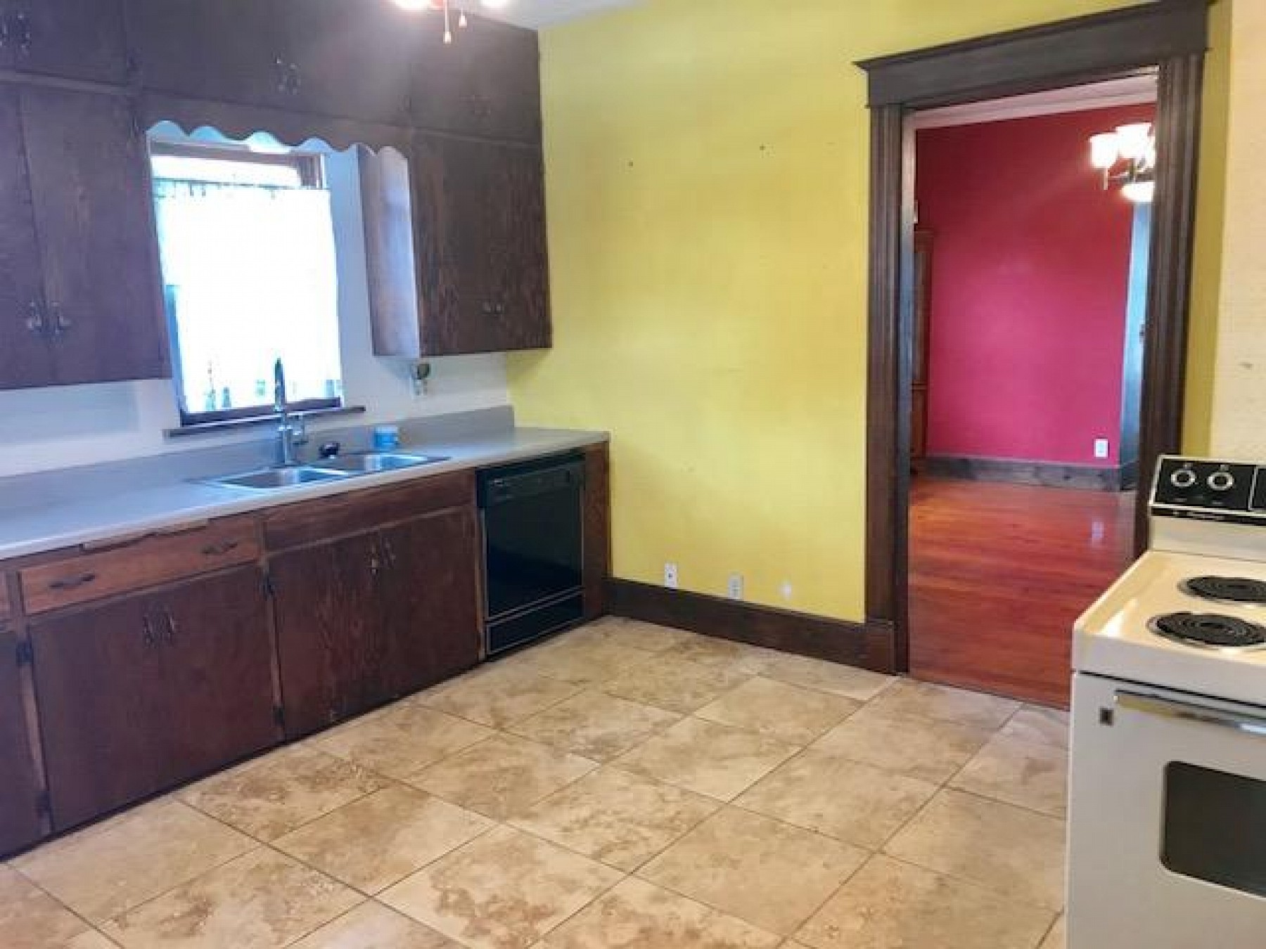 929 2nd, Brookings, SD 57006