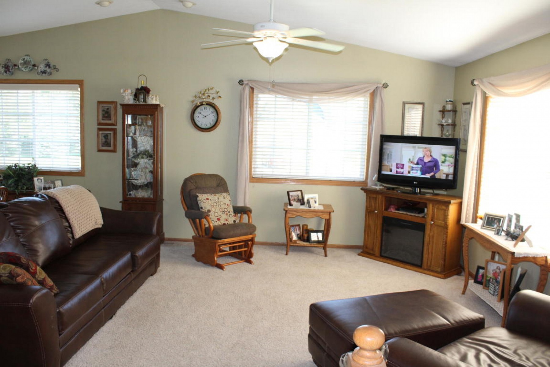 401 Ashley Avenue, Volga, SD 57071