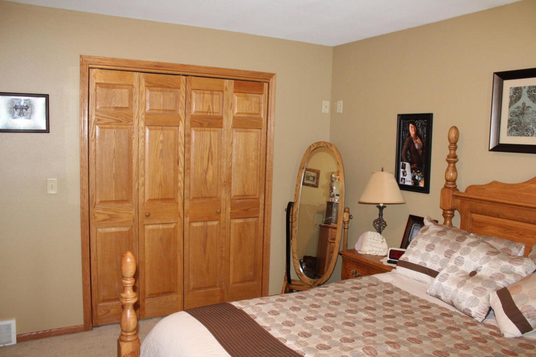 401 Ashley Avenue, Volga, SD 57071