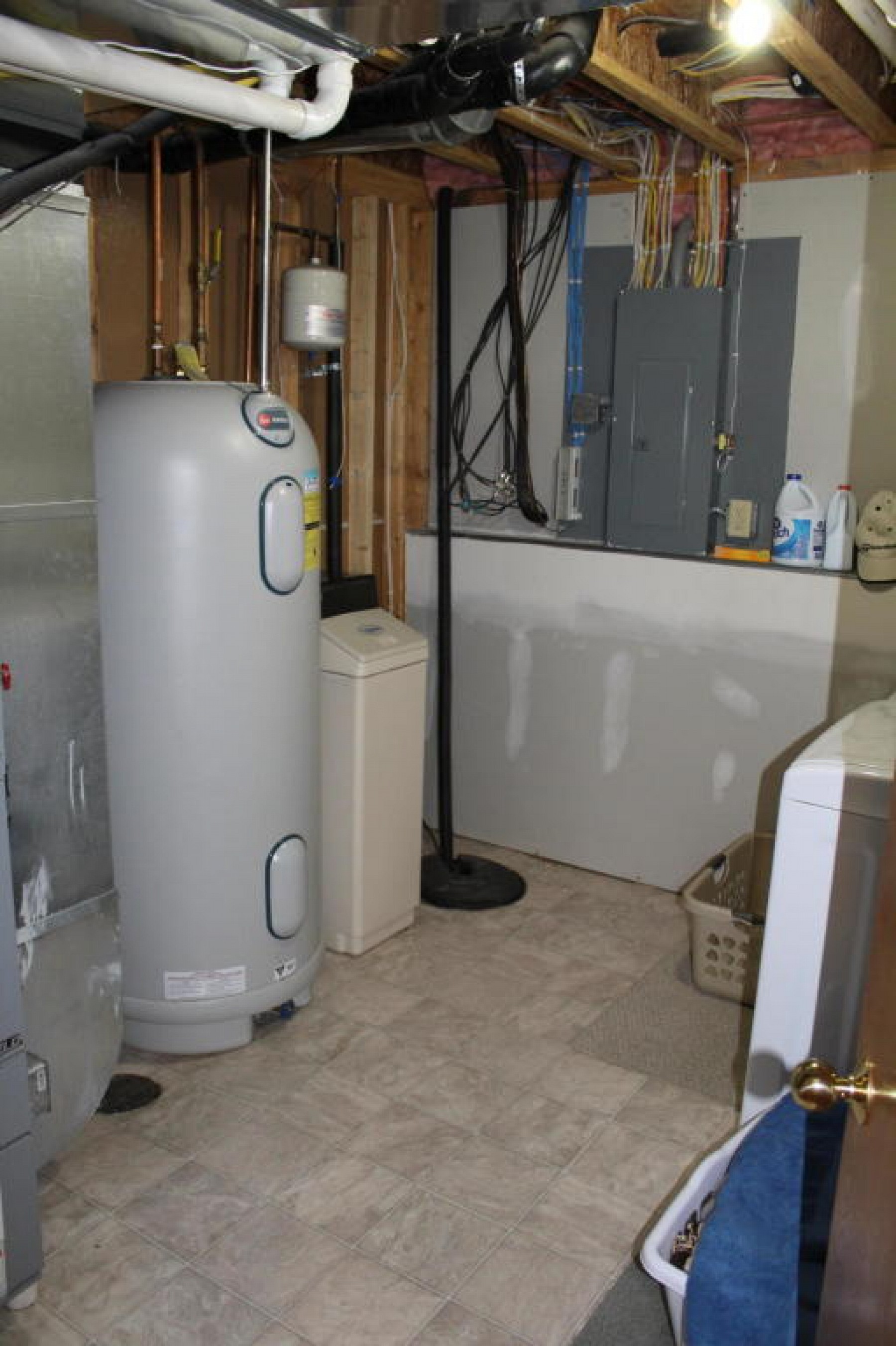 401 Ashley Avenue, Volga, SD 57071