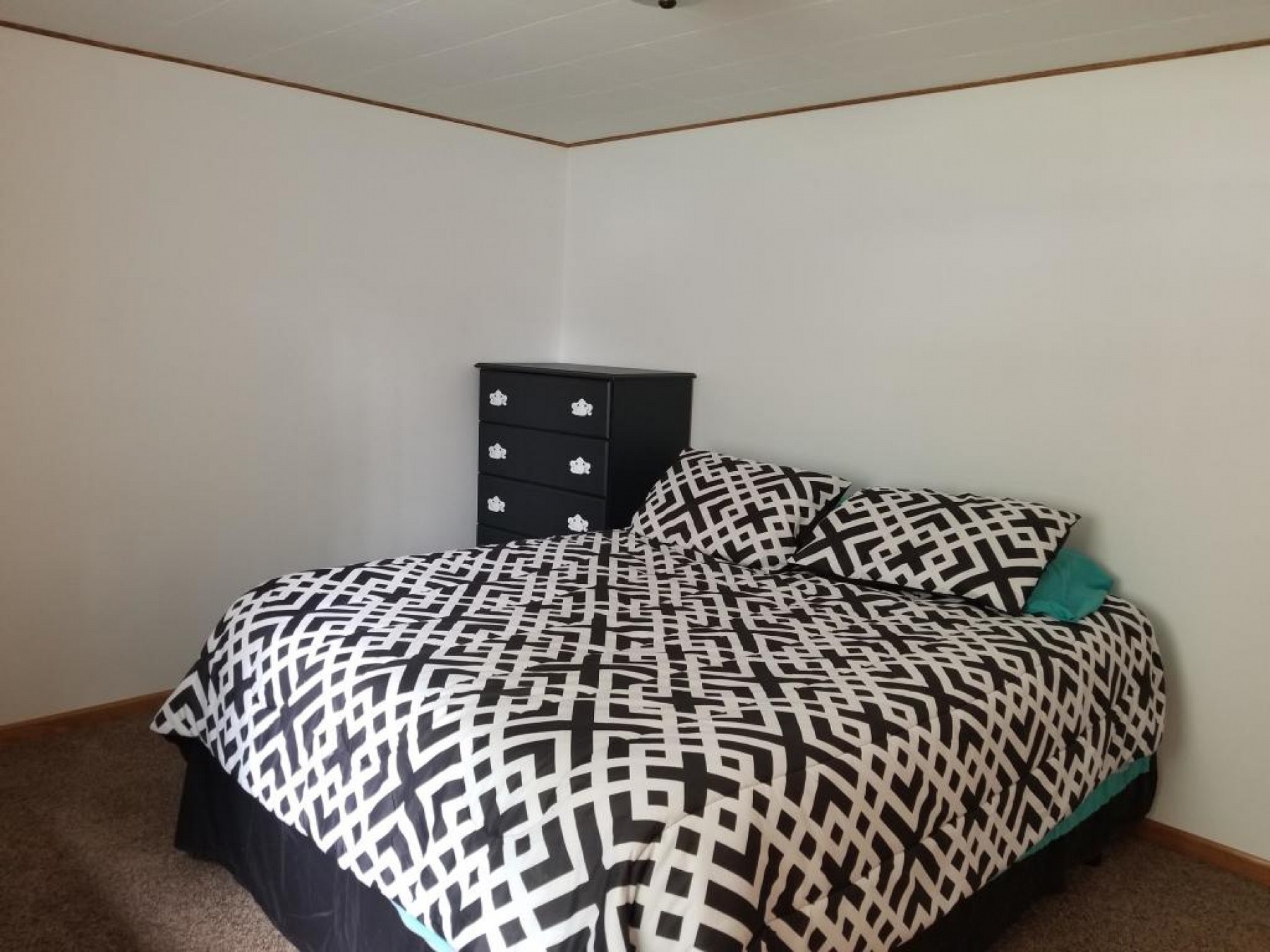 700 Astrachan Avenue, Volga, SD 57071