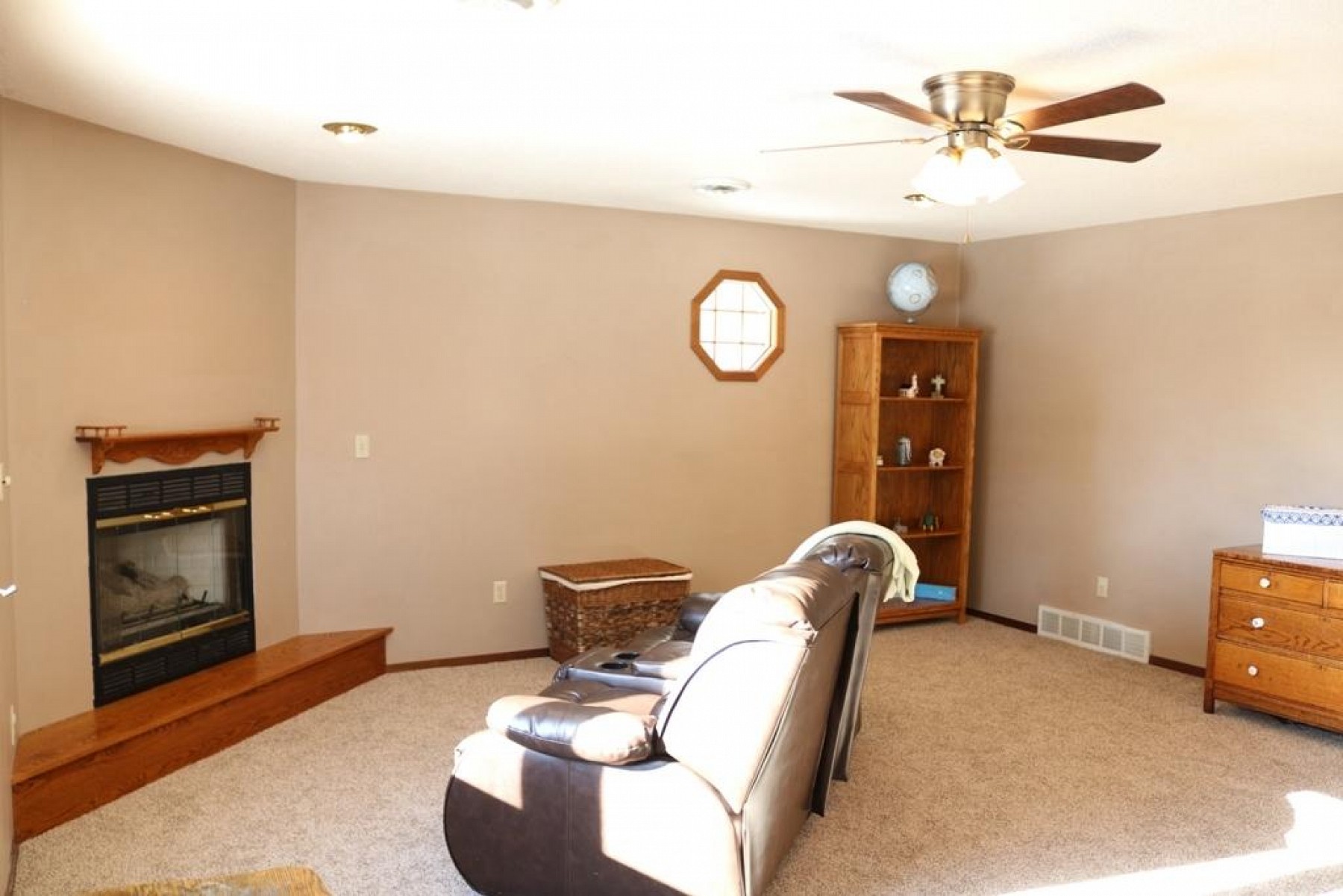 108 Redmond Road W, Aurora, SD 57002