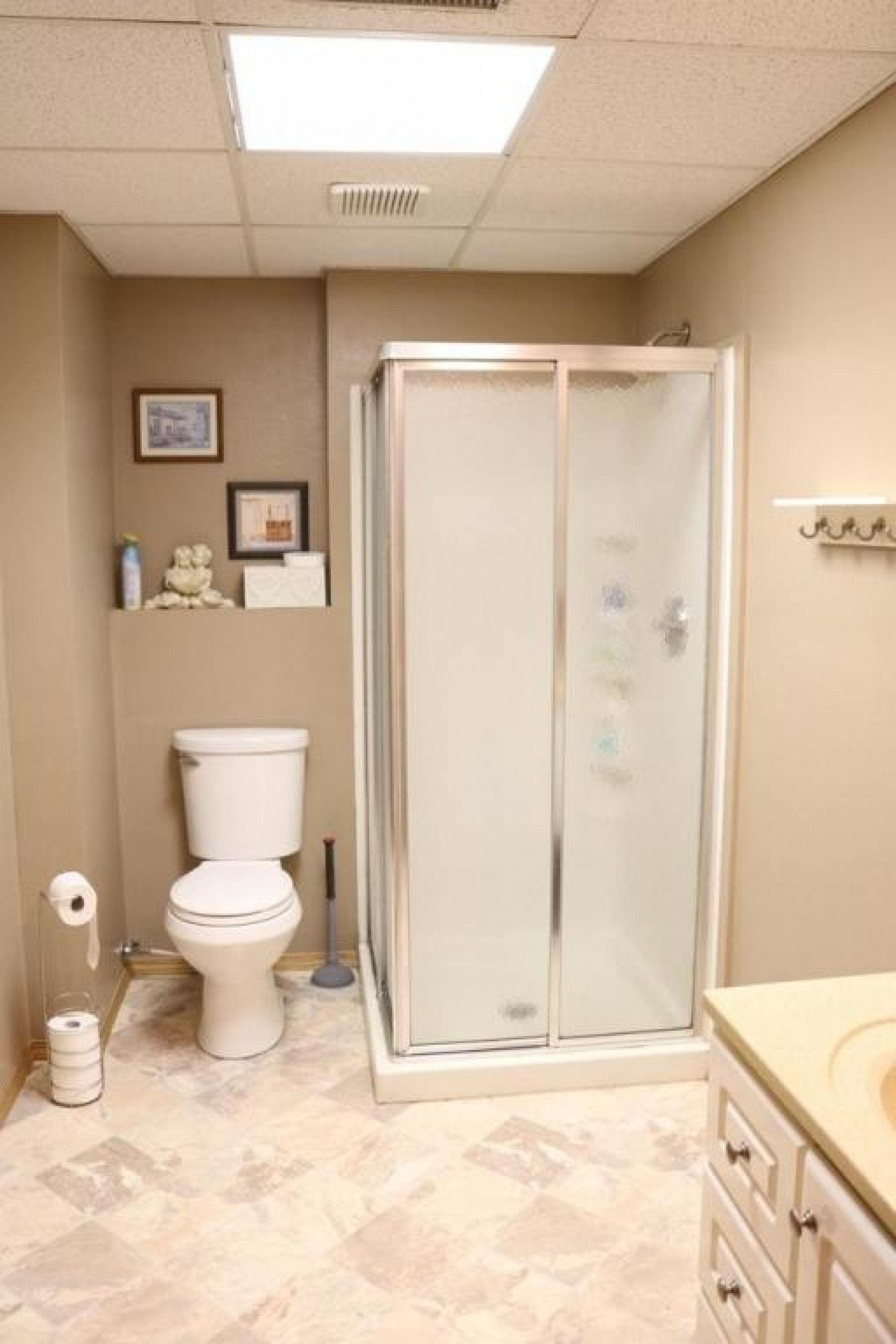 108 Redmond Road W, Aurora, SD 57002