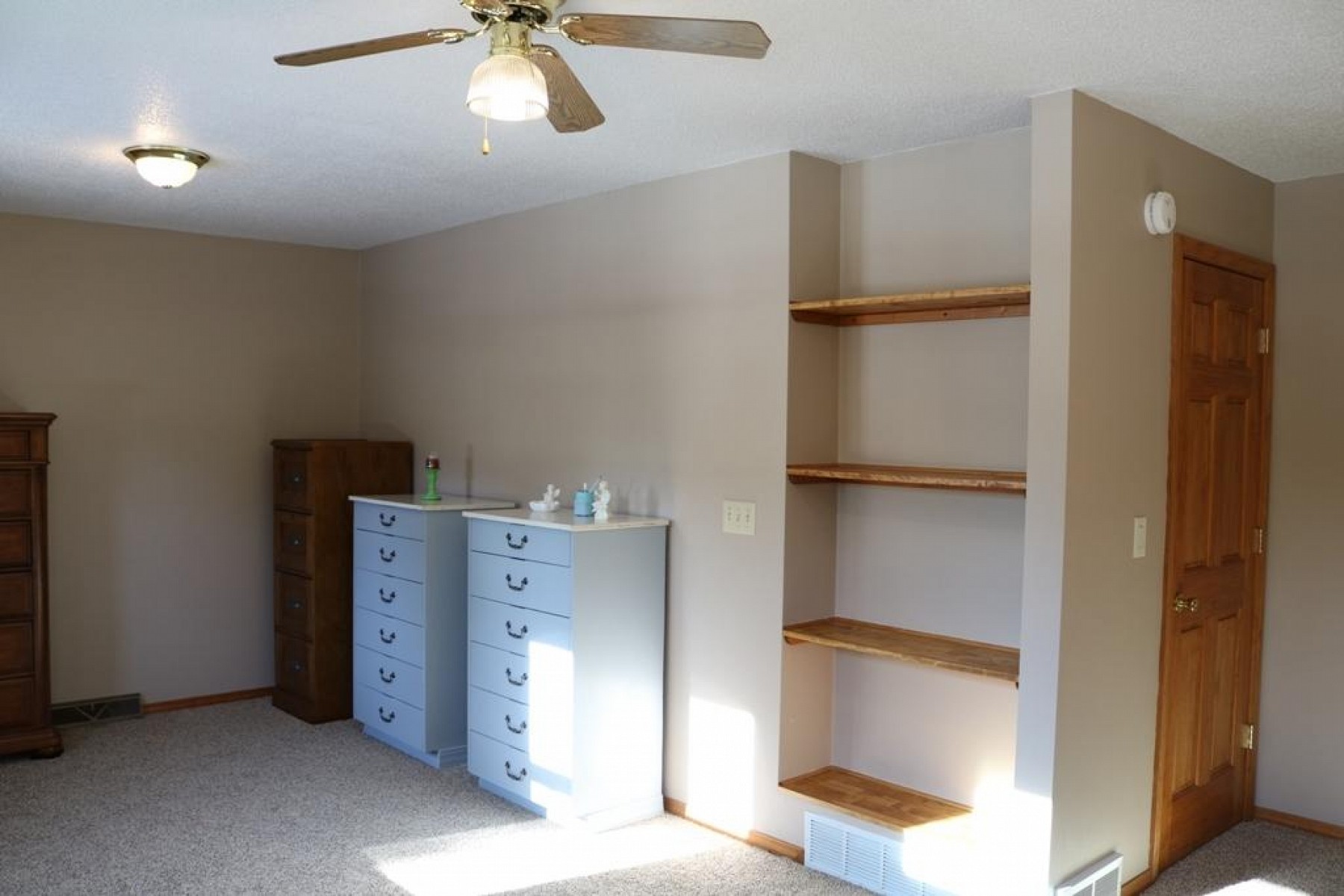 108 Redmond Road W, Aurora, SD 57002