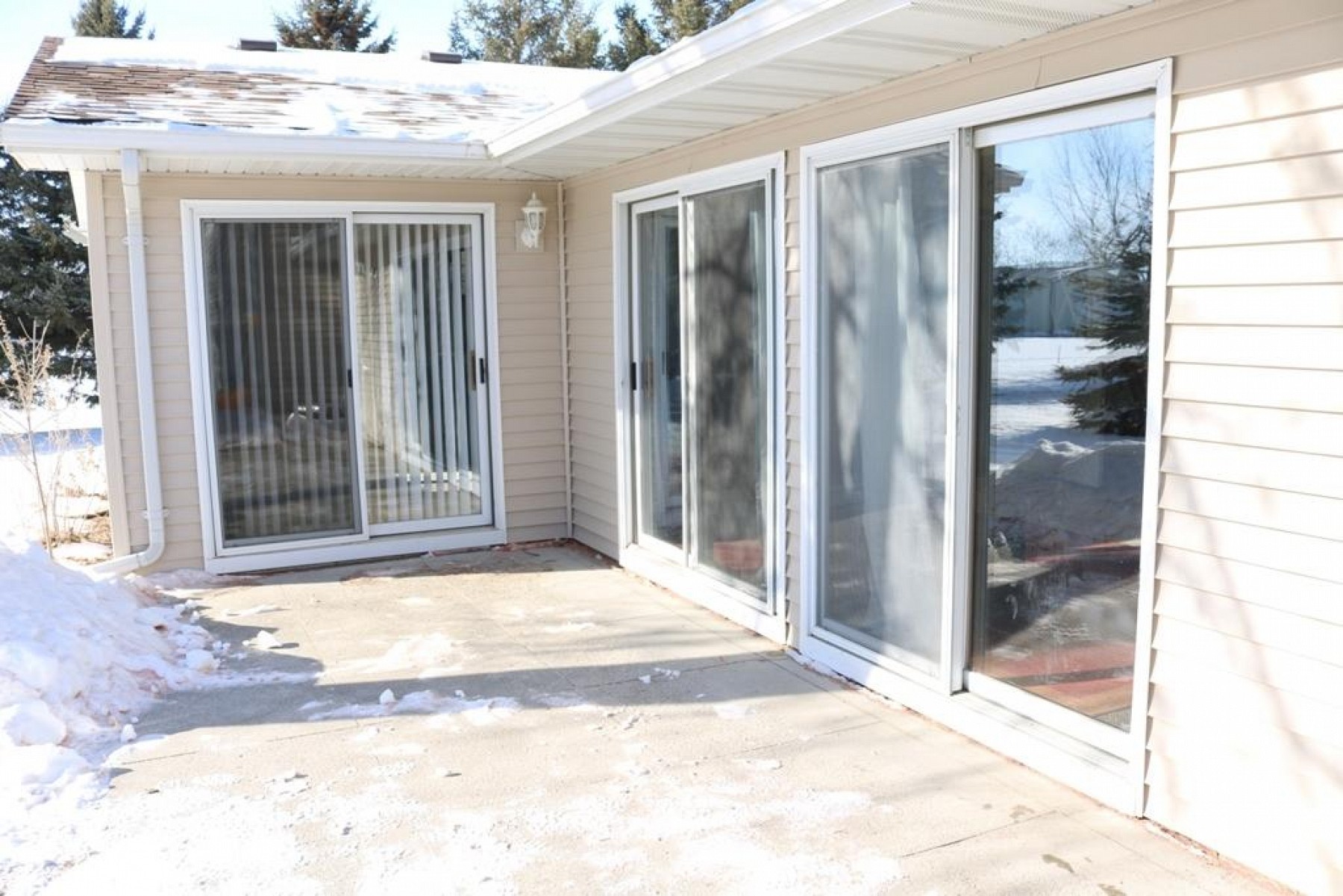 108 Redmond Road W, Aurora, SD 57002