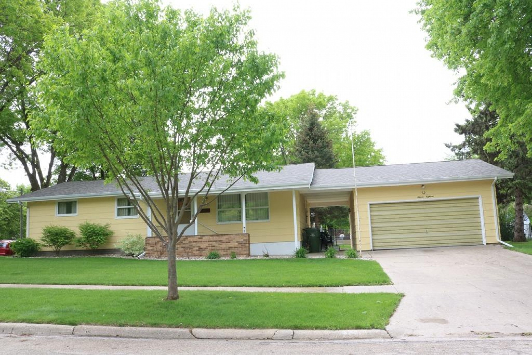 1118 Vine Street, Brookings, SD 57006