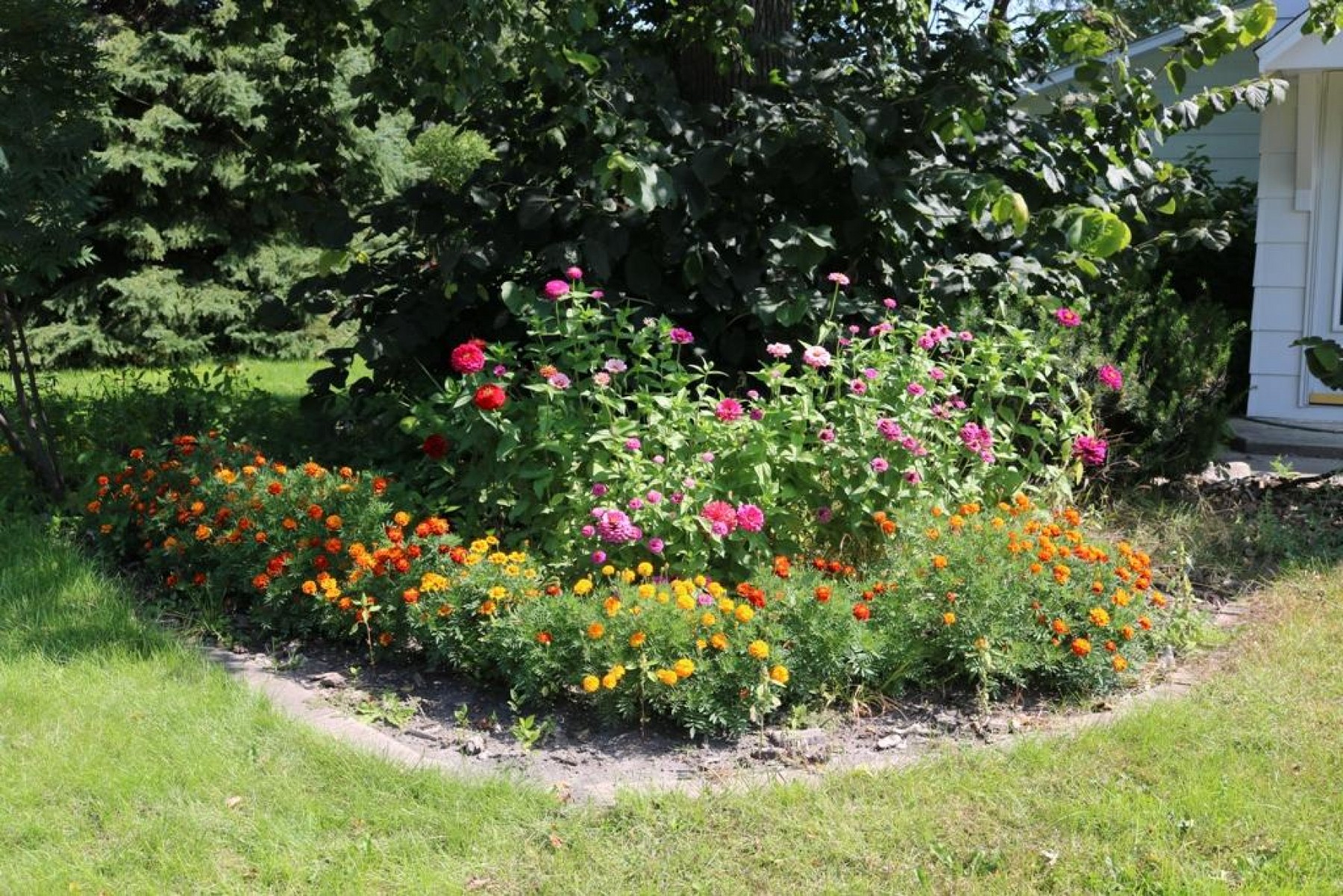 404 1st Street, Bruce, SD 57220