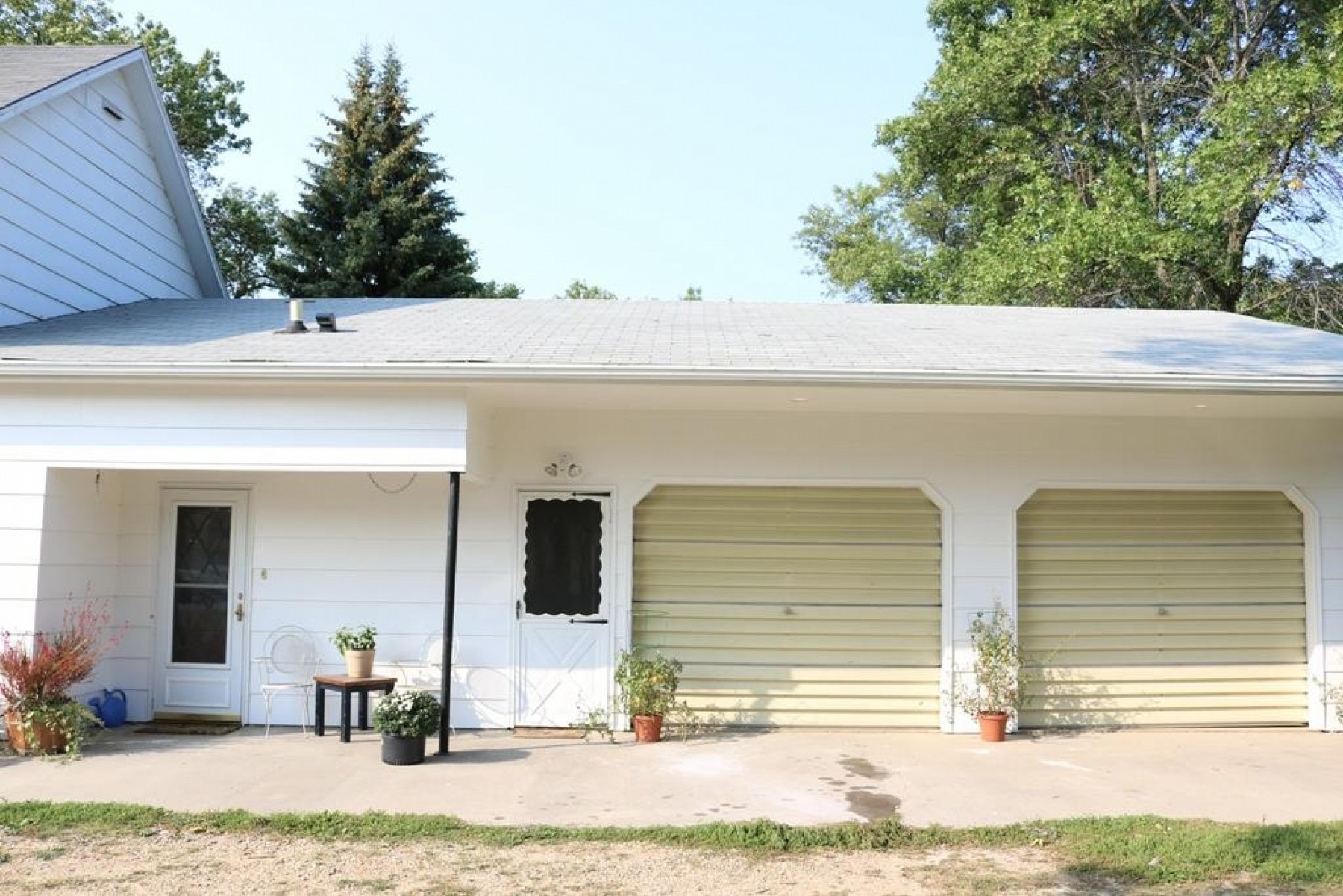 404 1st Street, Bruce, SD 57220