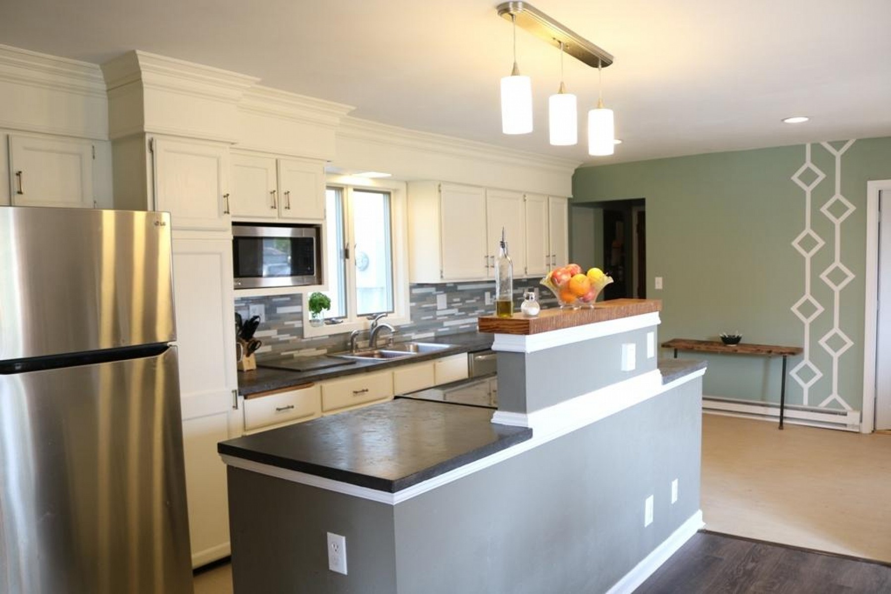 404 1st Street, Bruce, SD 57220