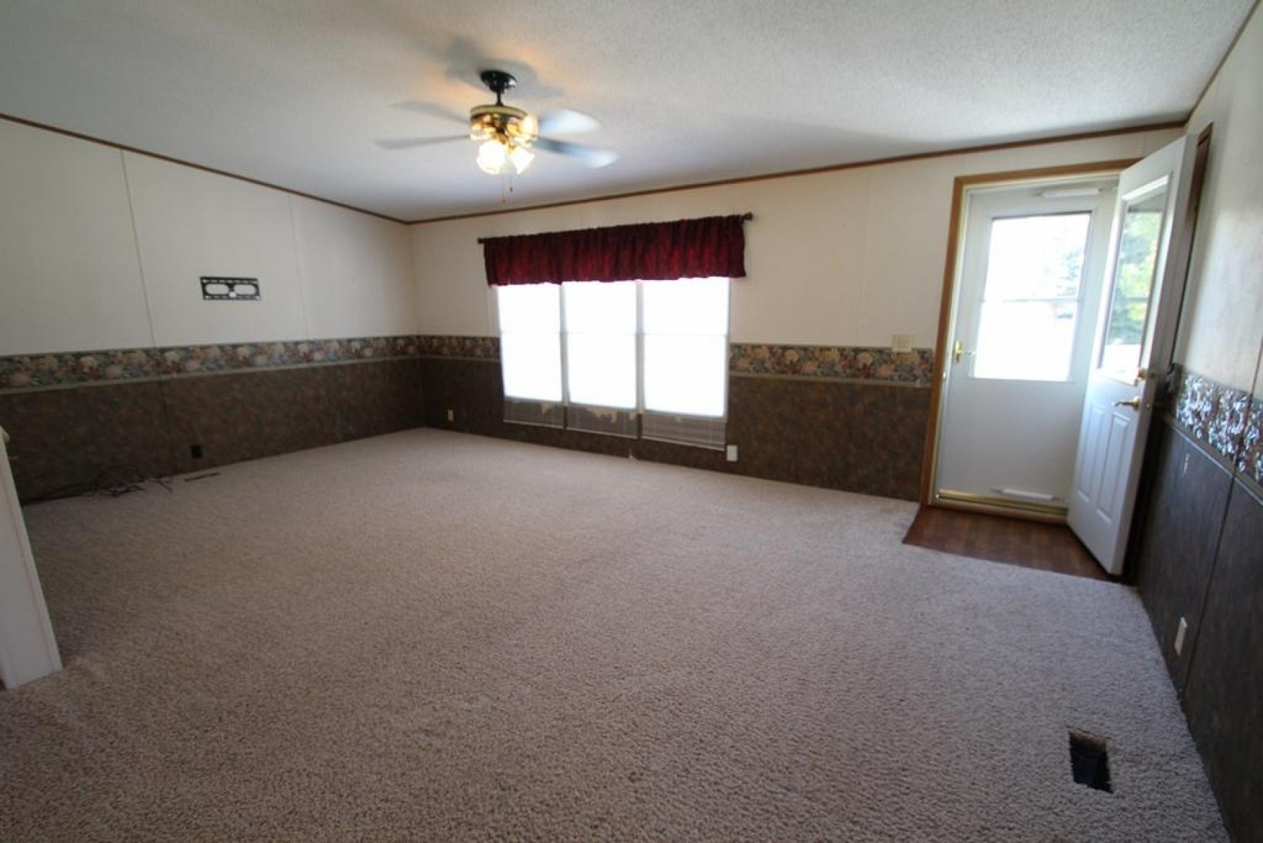518 E Wye Mesa, Brookings, SD 57006