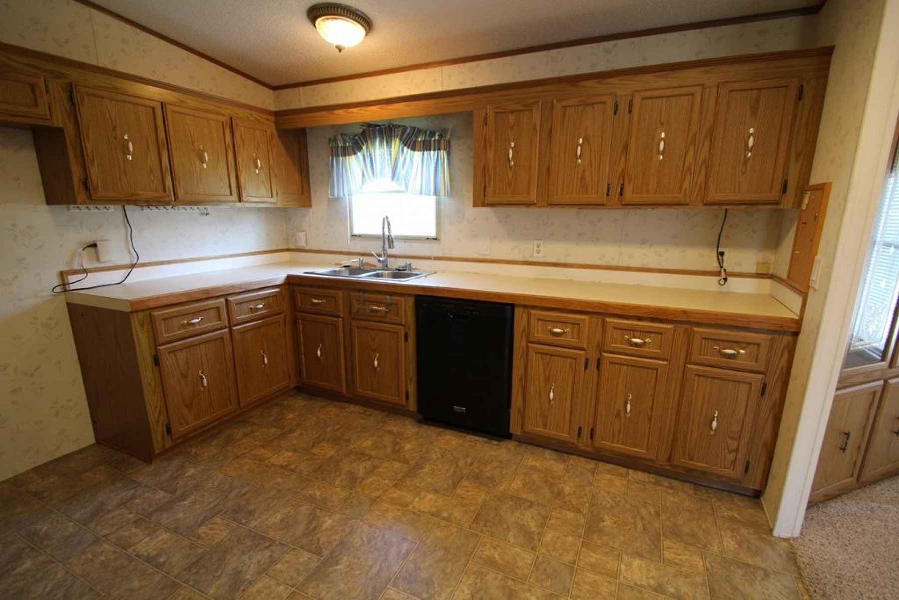 518 E Wye Mesa, Brookings, SD 57006