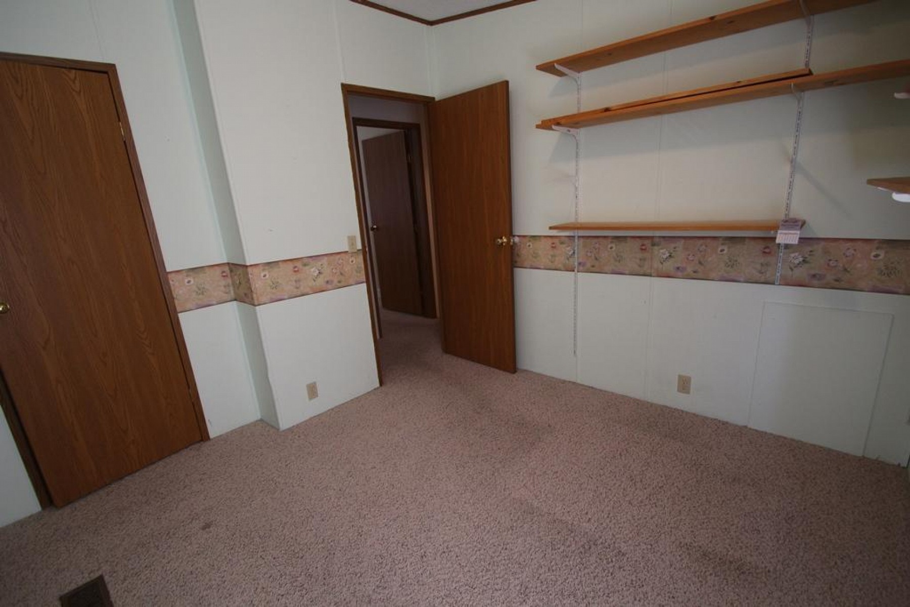 518 E Wye Mesa, Brookings, SD 57006