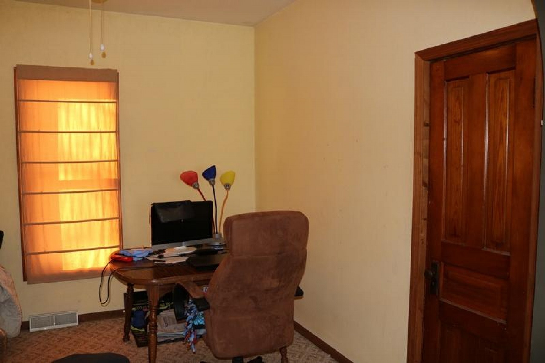 208 6th Ave S, Brookings, SD 57006