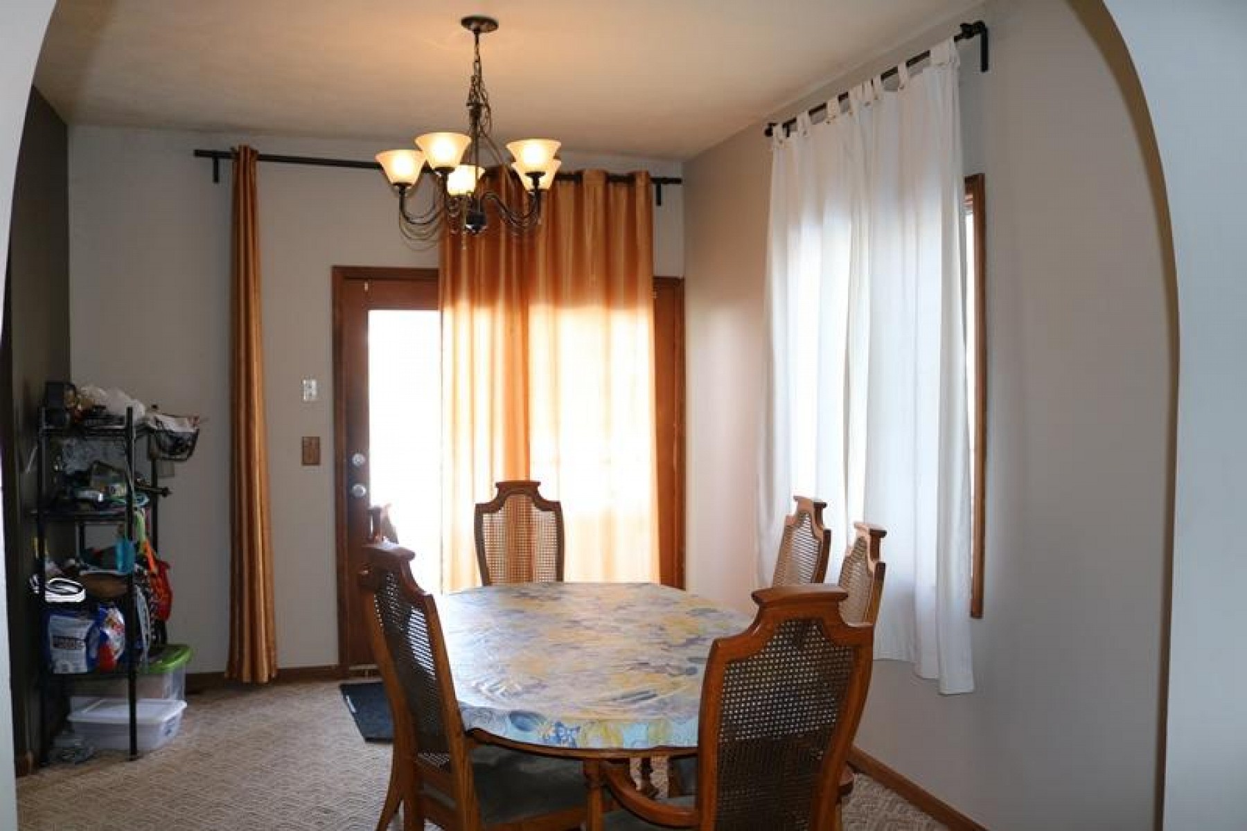 208 6th Ave S, Brookings, SD 57006