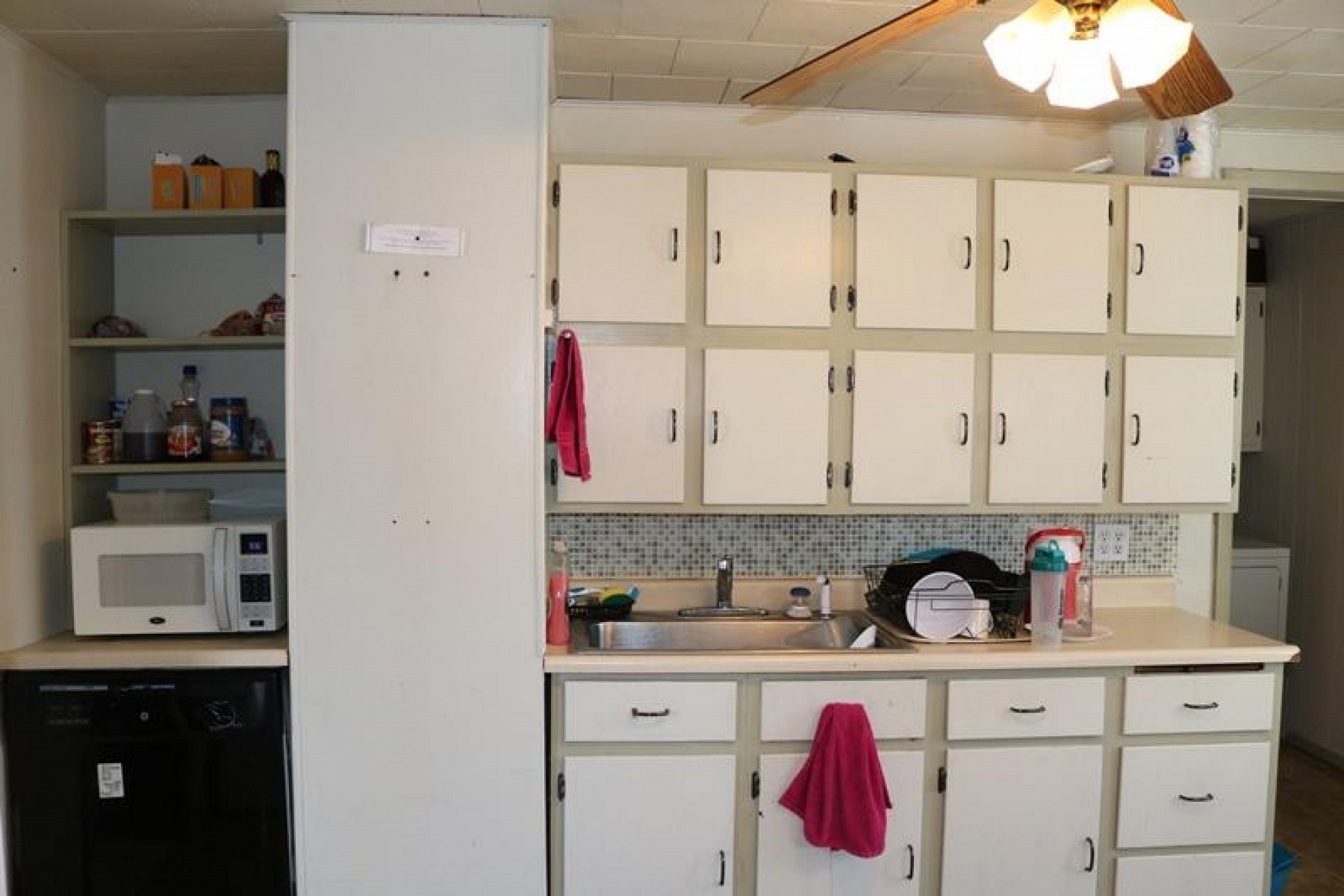 208 6th Ave S, Brookings, SD 57006