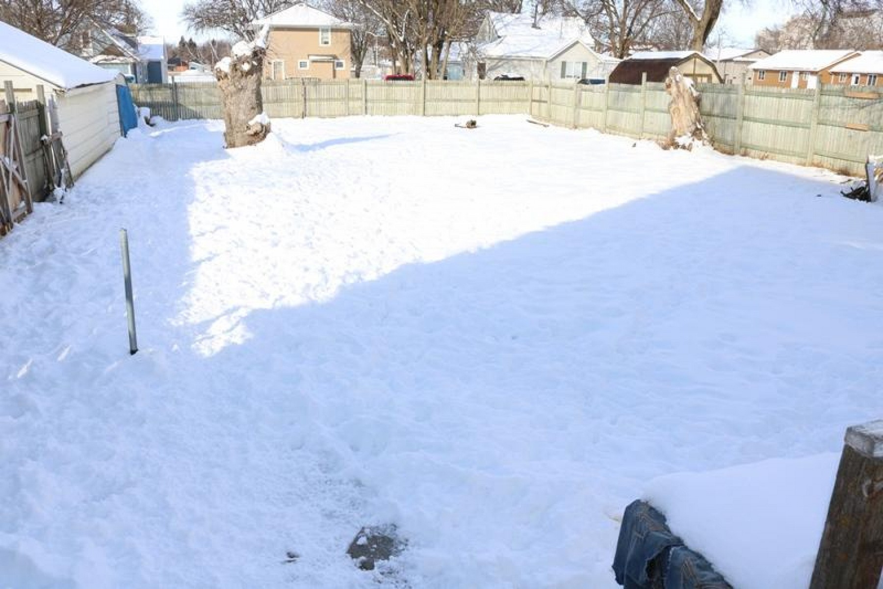 208 6th Ave S, Brookings, SD 57006