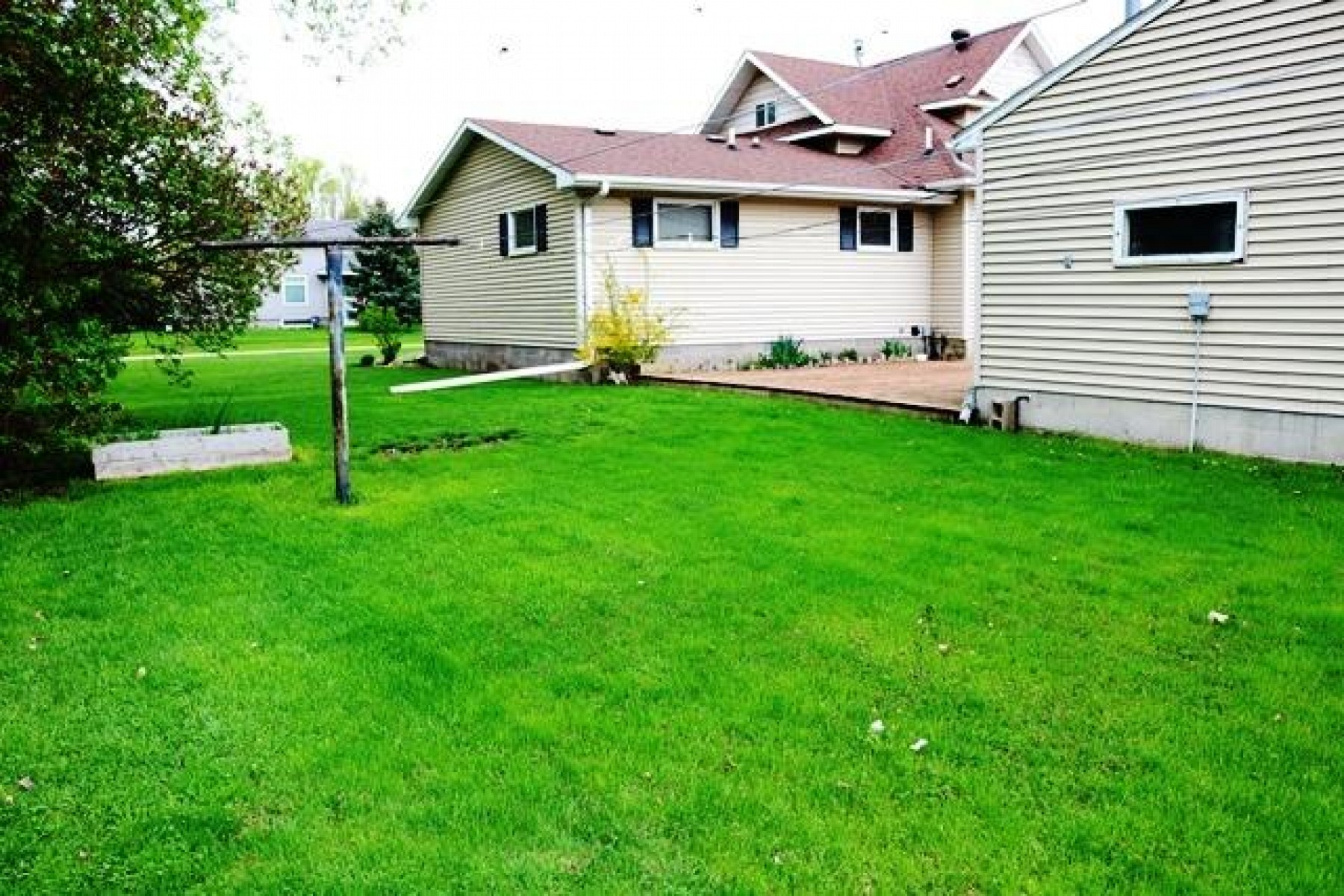 103 8th Street W, Brookings, SD 57006