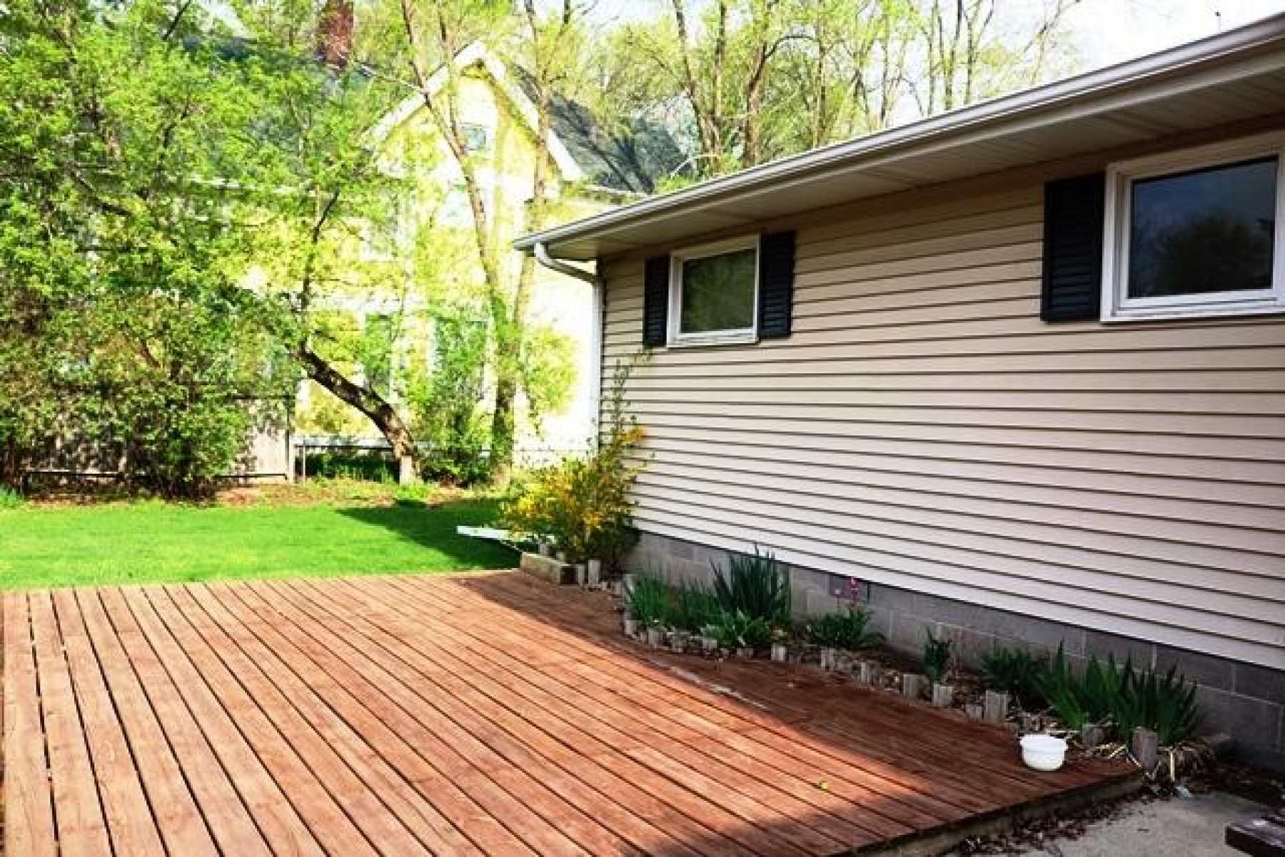 103 8th Street W, Brookings, SD 57006