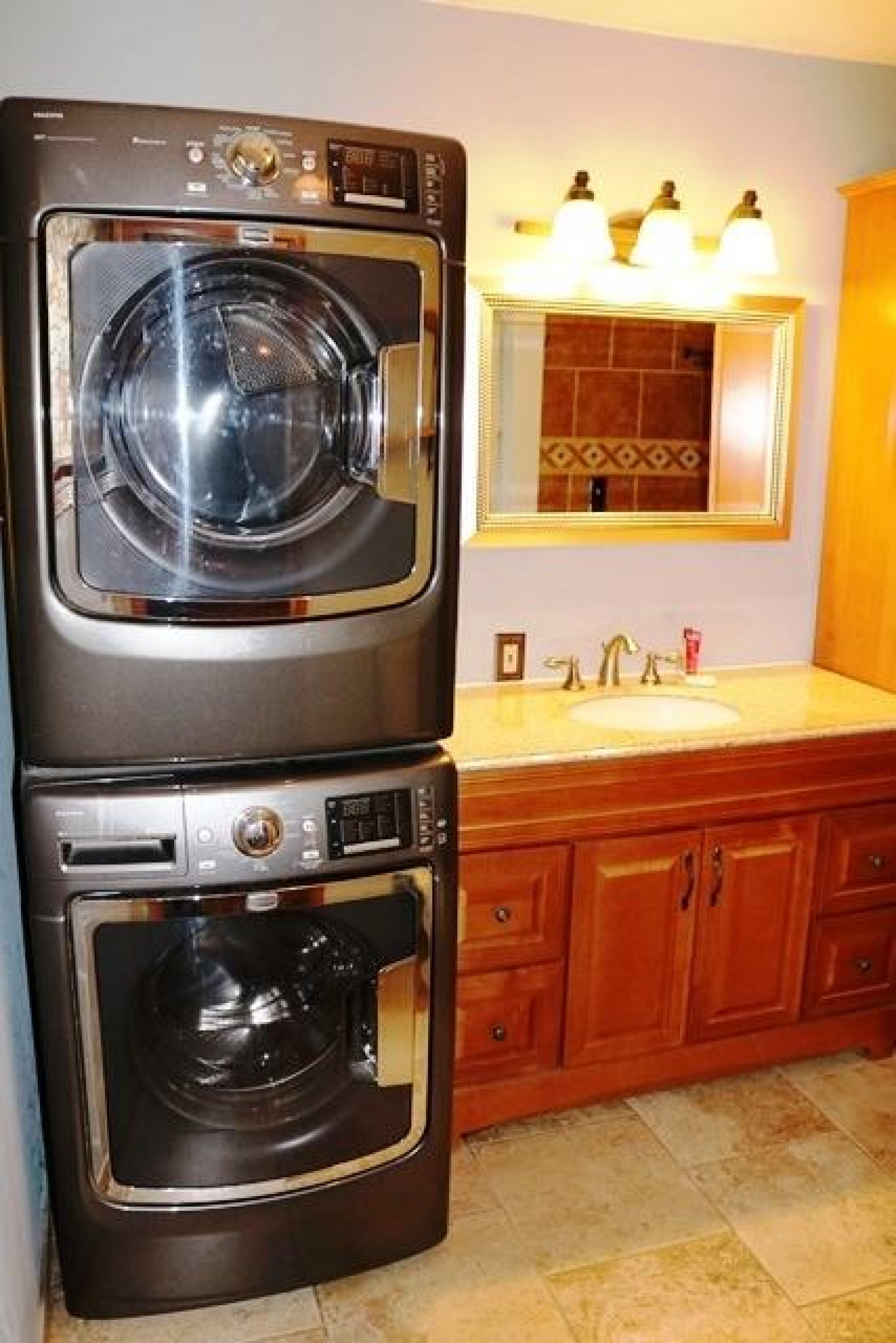 103 8th Street W, Brookings, SD 57006