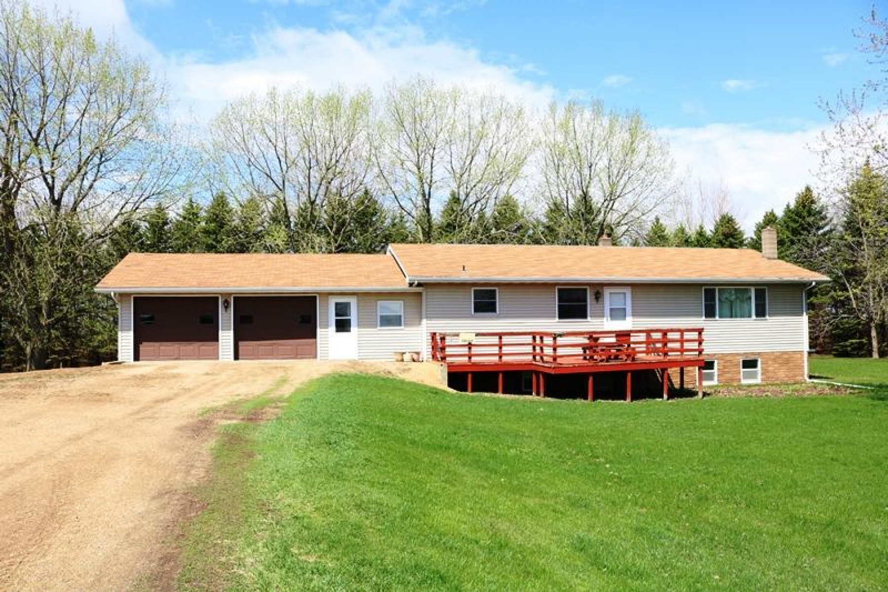 19707 471st Avenue, Bruce, SD 57220