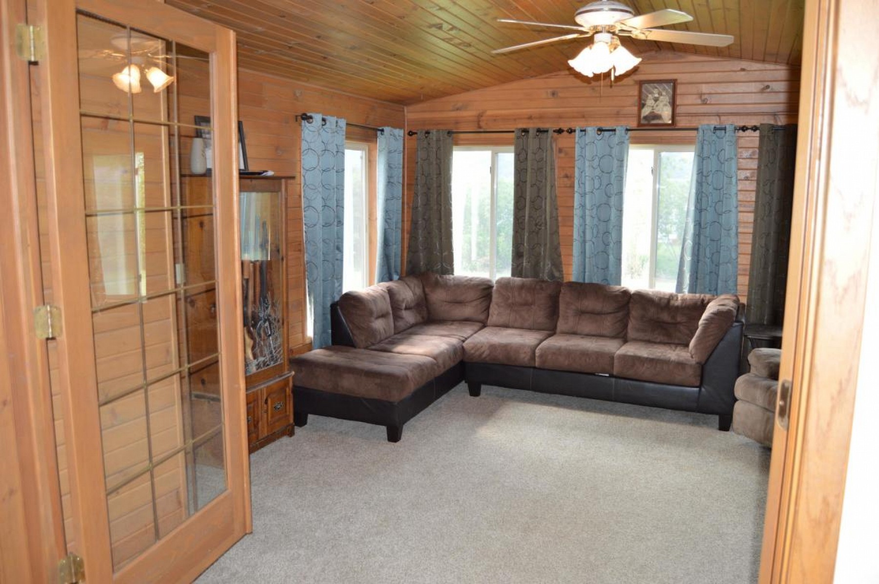 203 BEALE Drive, Volga, SD 57071