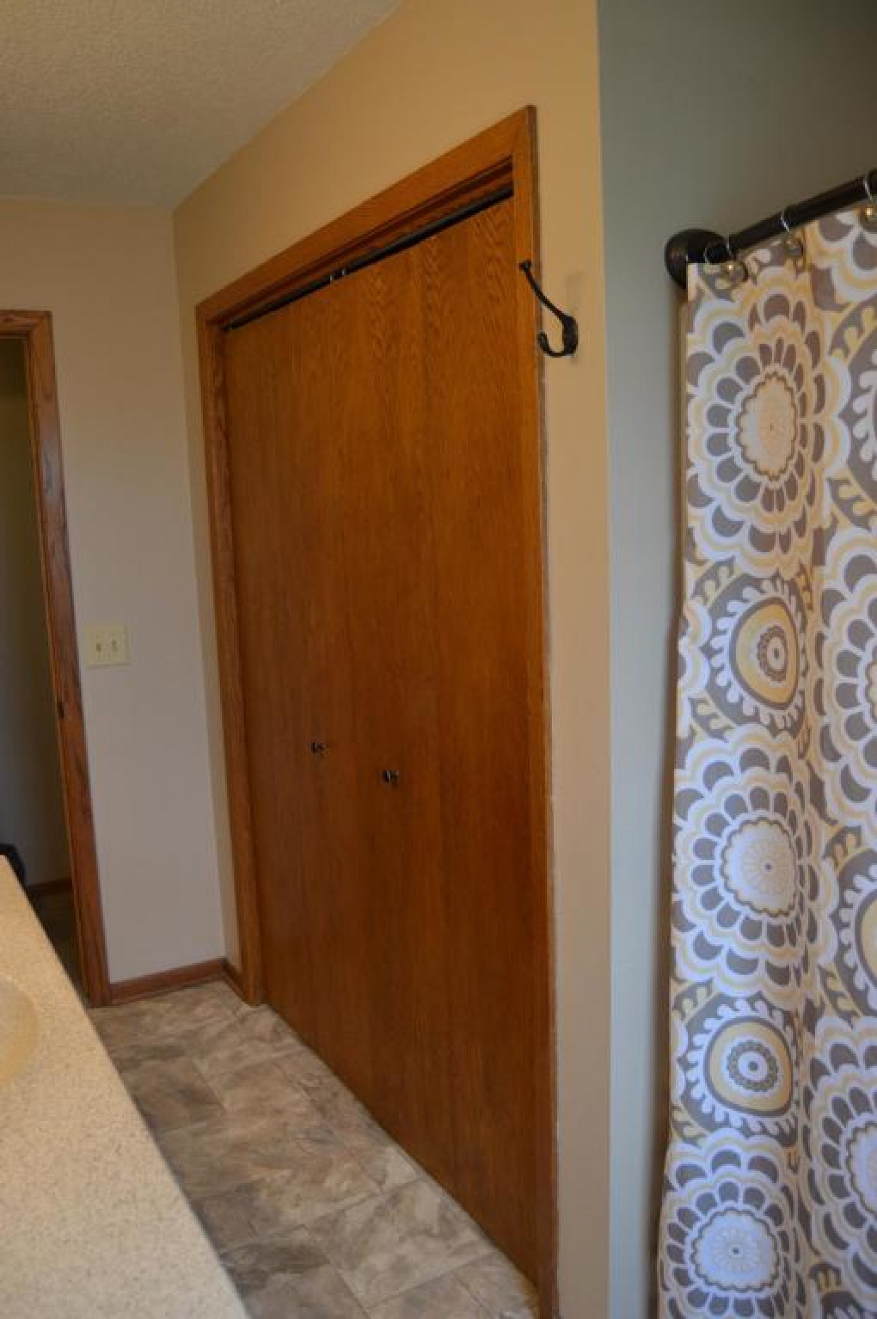 203 BEALE Drive, Volga, SD 57071