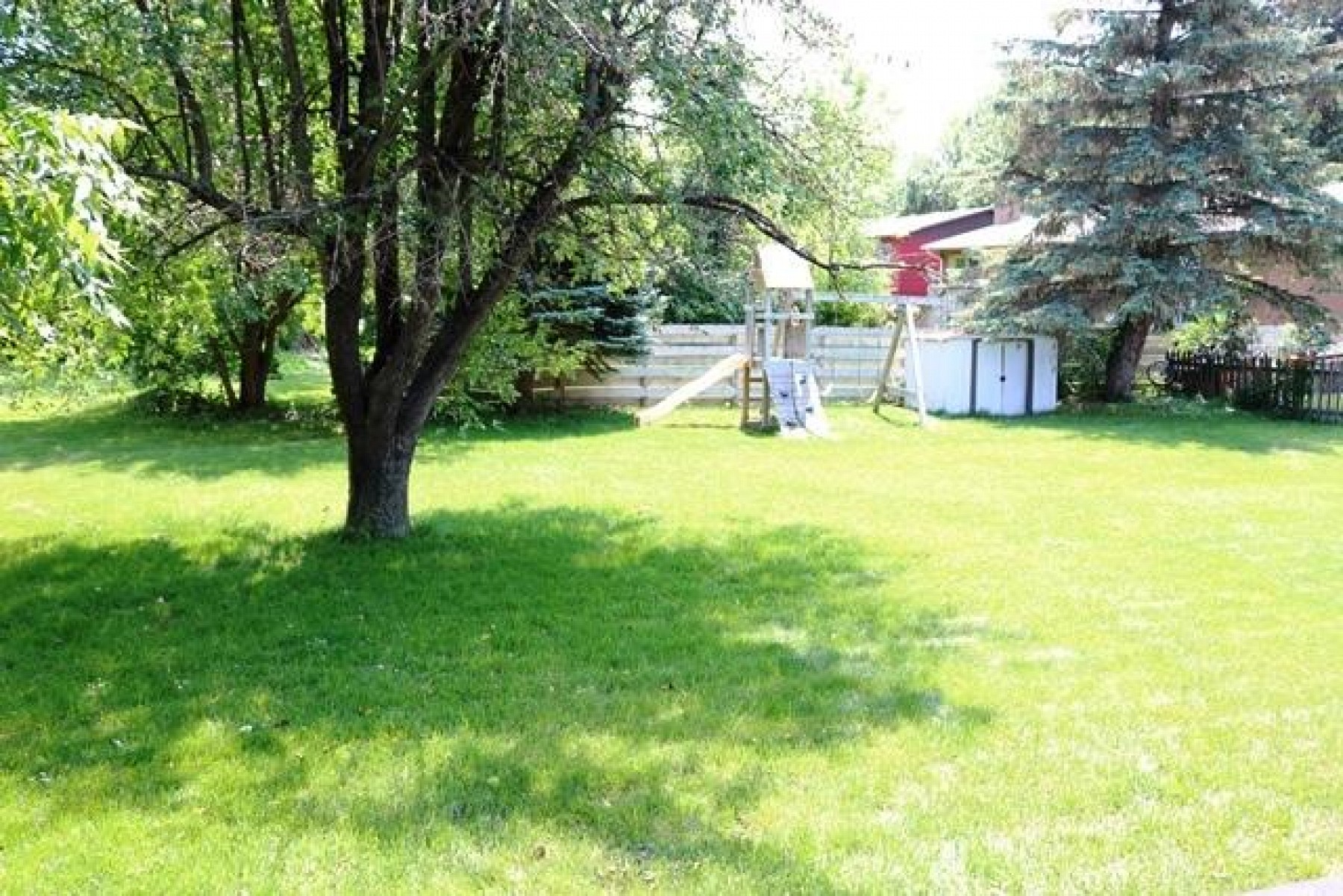 212 Santee Pass, Brookings, SD 57006