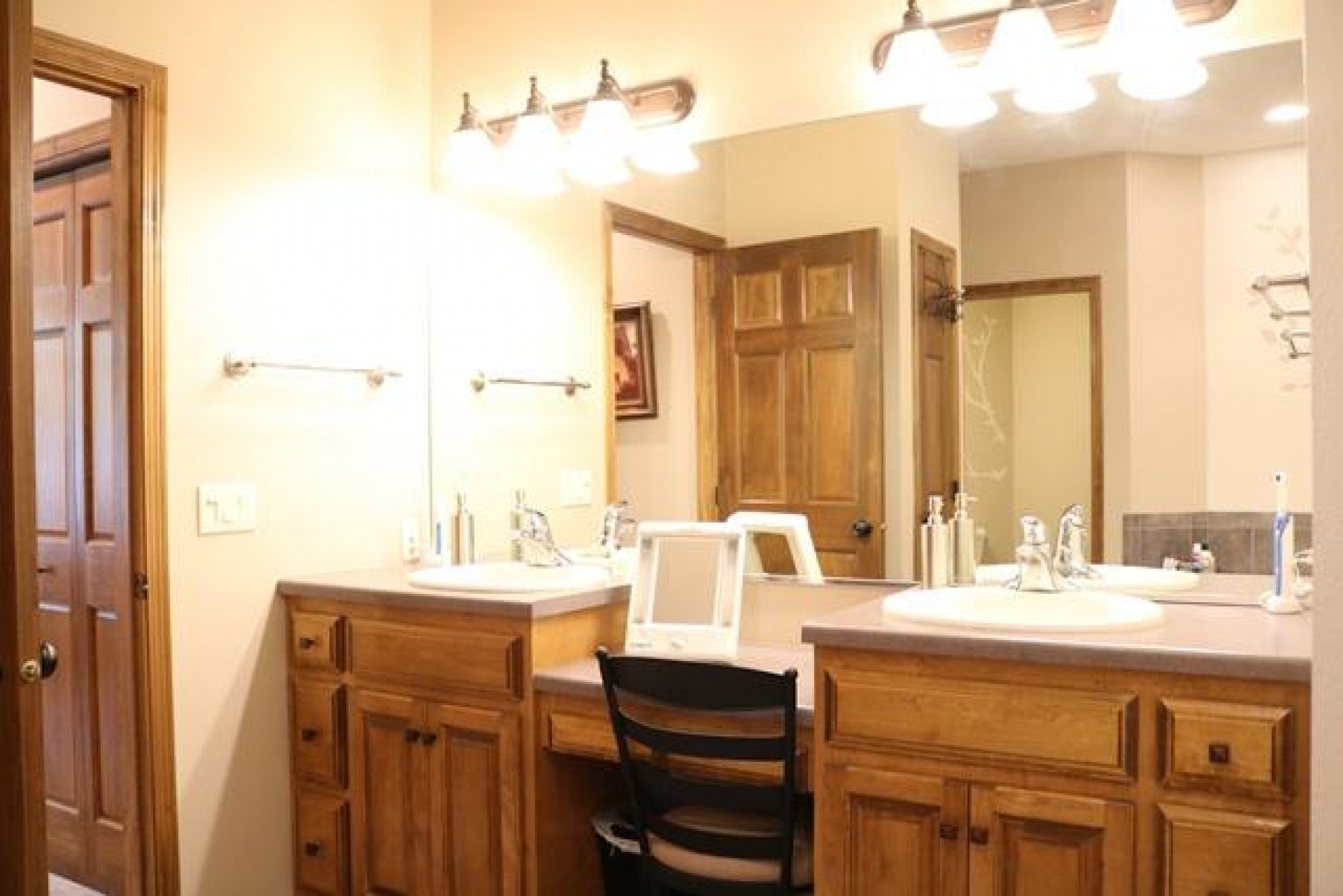 1119 Copper Mountain Road, Brookings, SD 57006