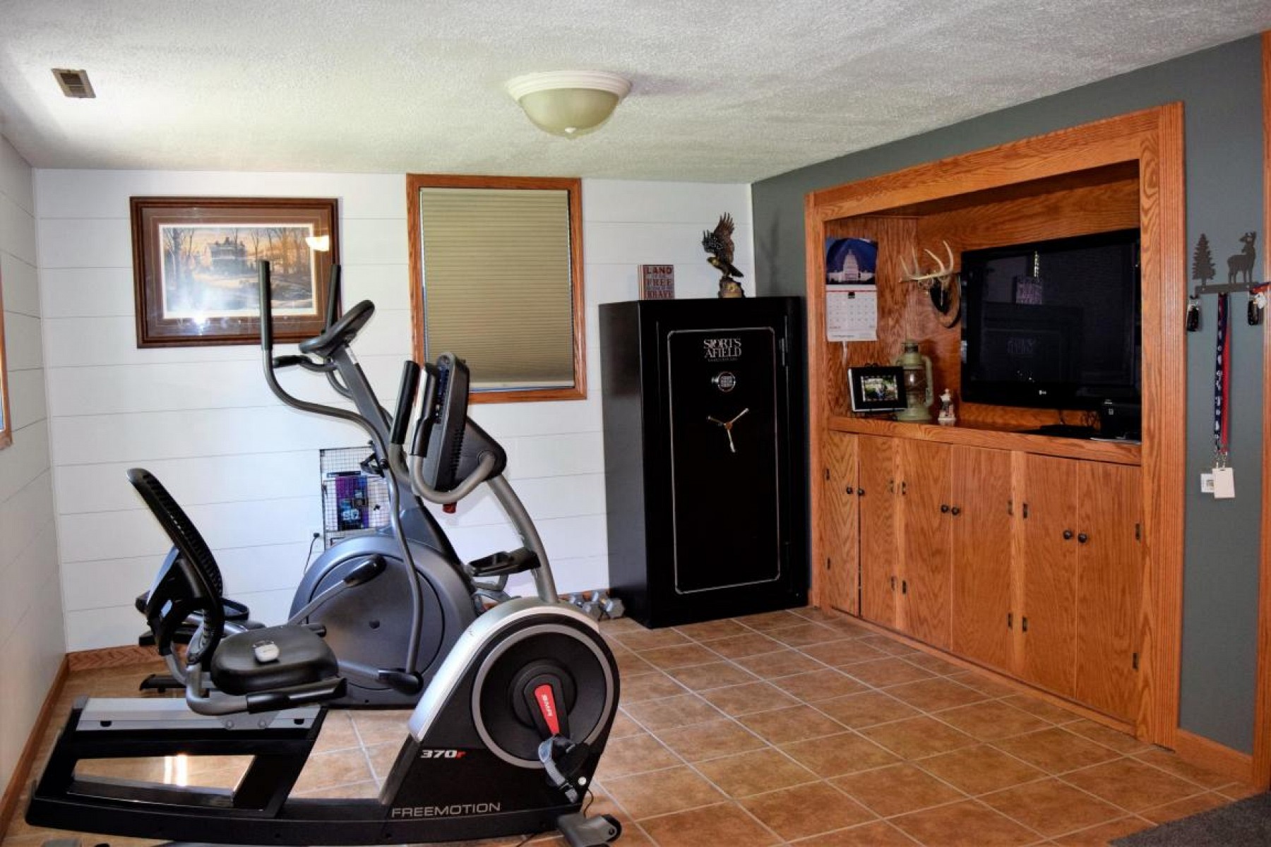 1914 3rd Street, Brookings, SD 57006