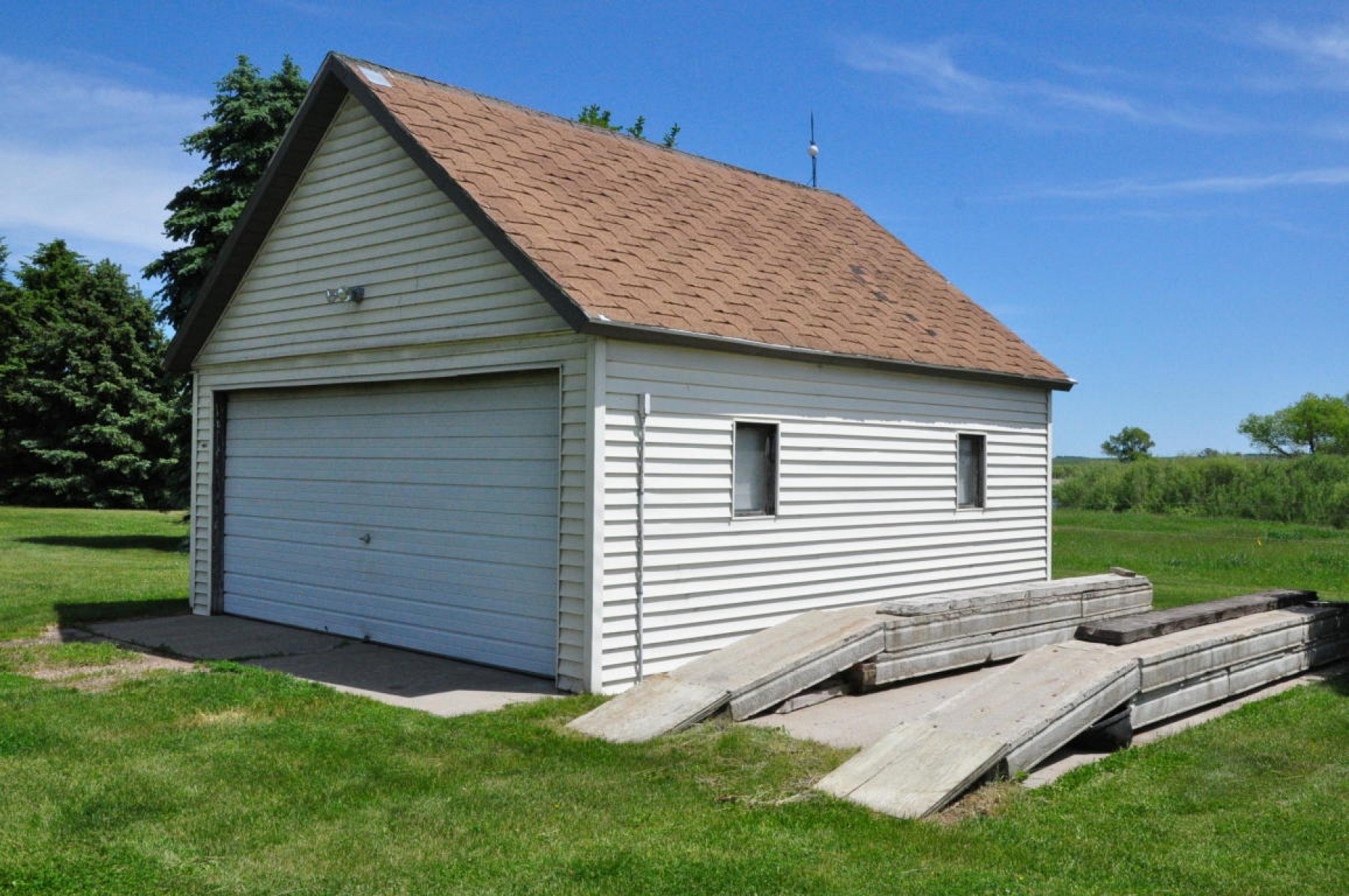 46665 199th Street, Bruce, SD 57220