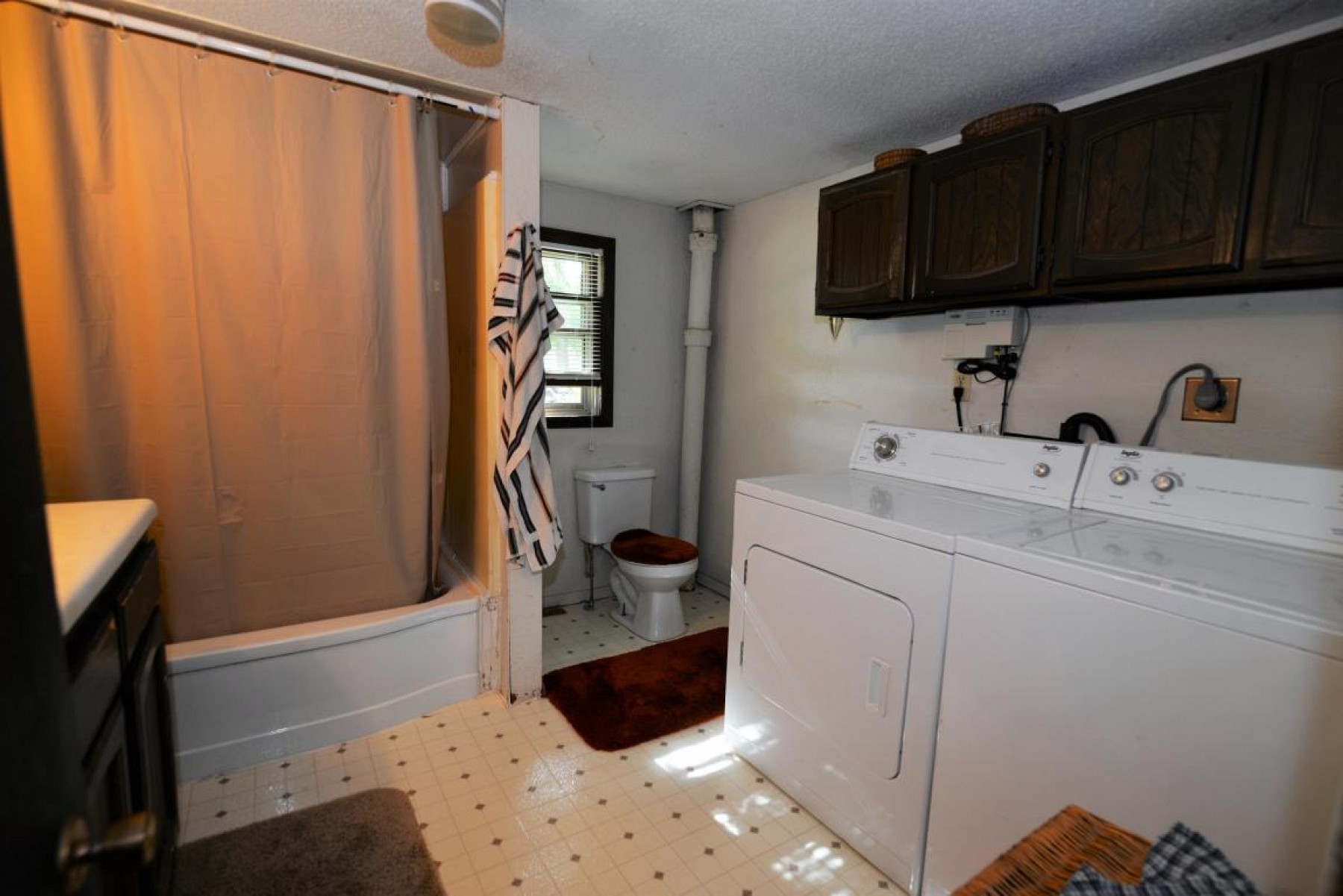 102 8th Avenue, Brookings, SD 57006