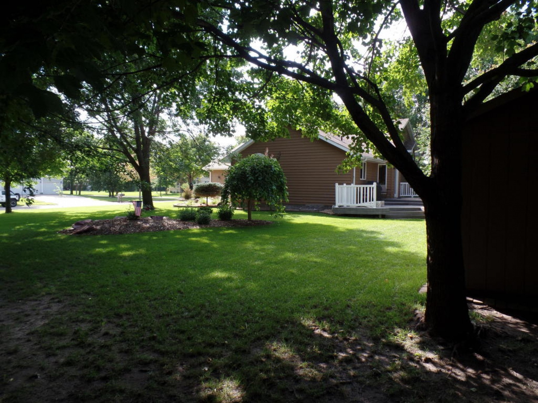 805 Arrowhead Pass, Brookings, SD 57006