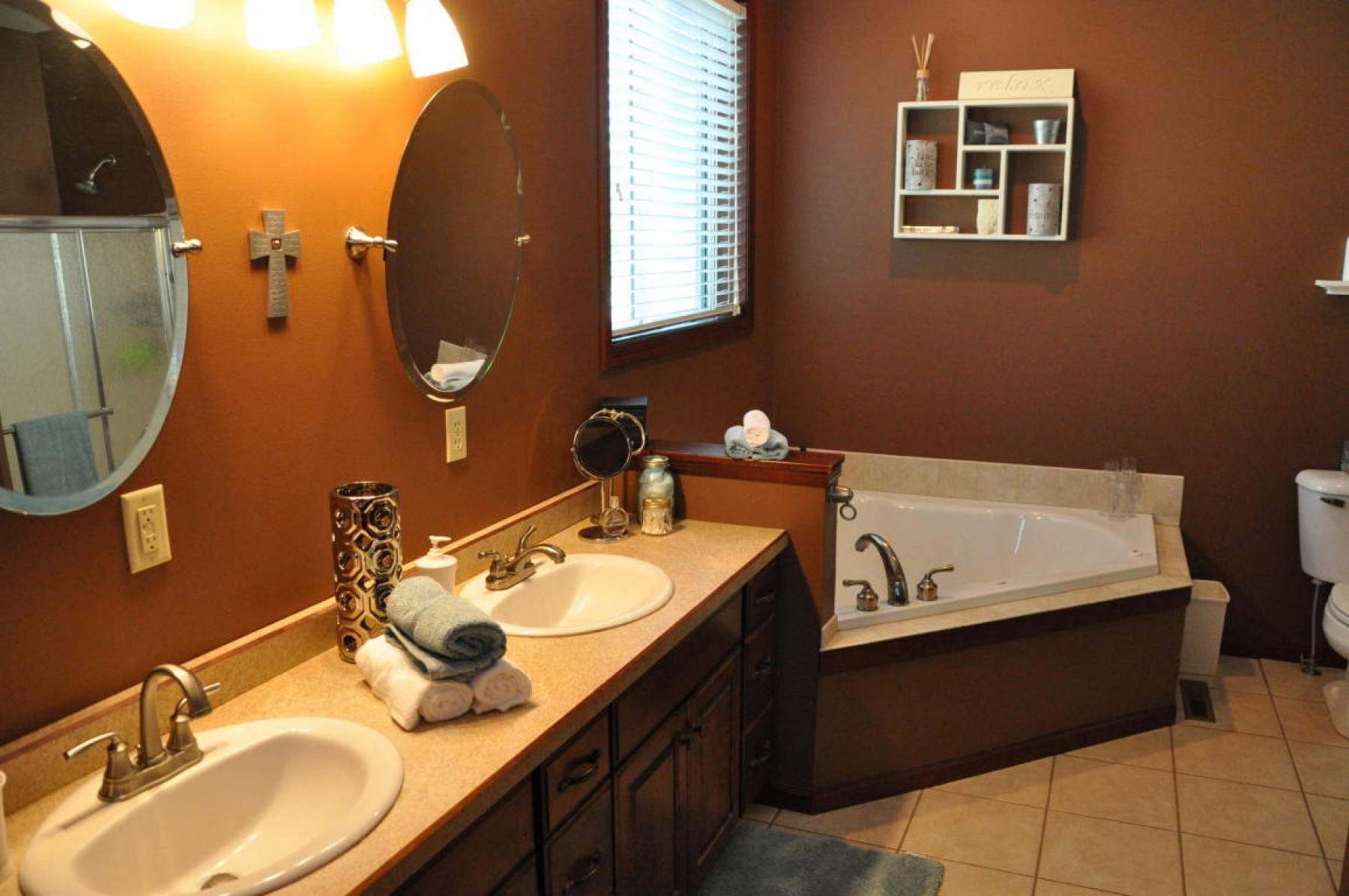 1928 Overlook Ridge Road, Brookings, SD 57006