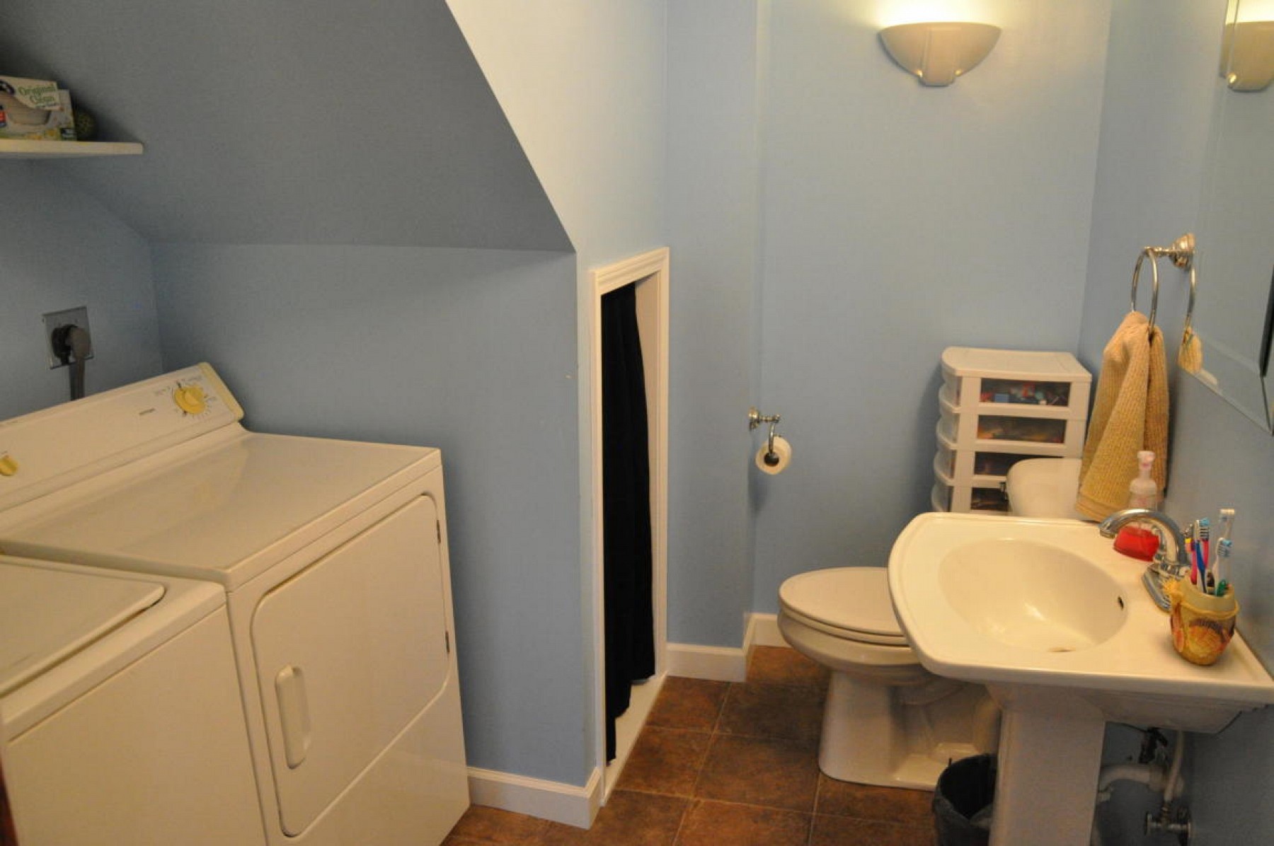 111 Main Street, White, SD 57276