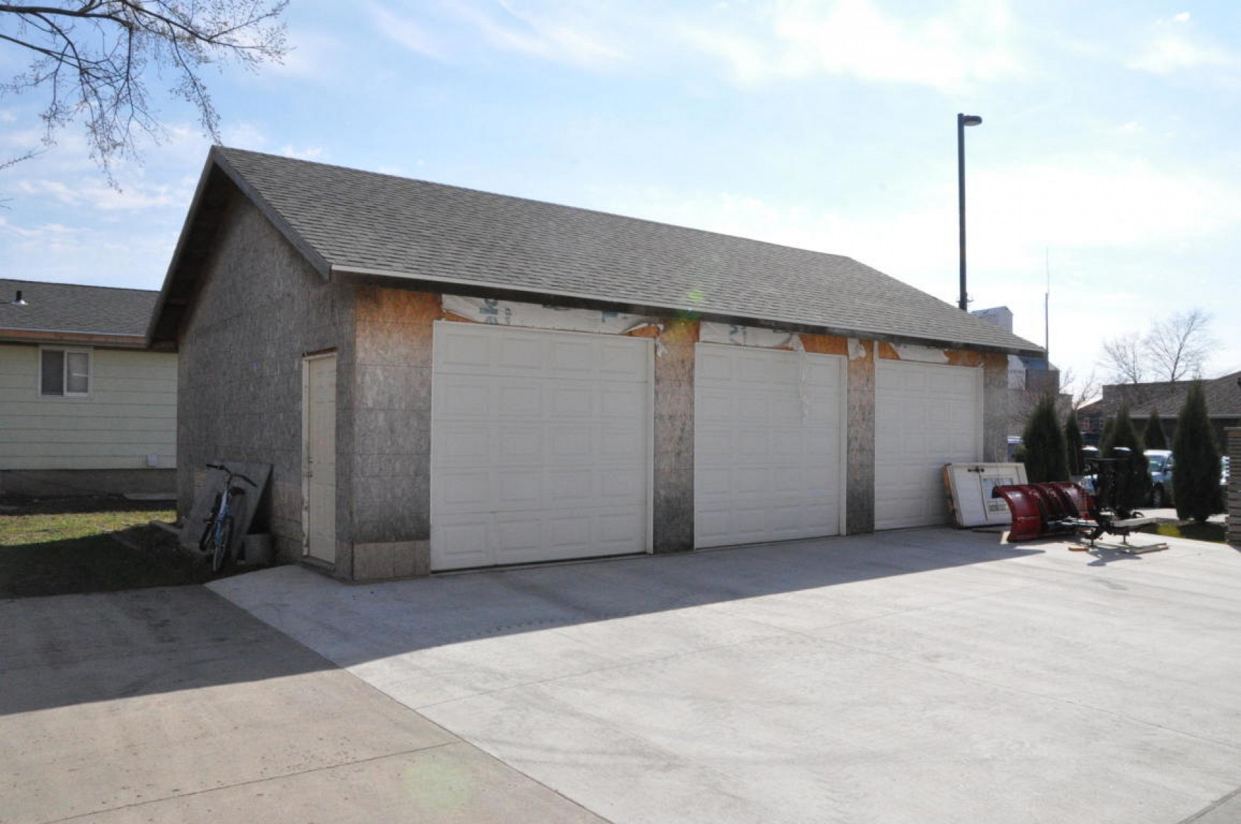 205 6th Avenue, Brookings, SD 57006