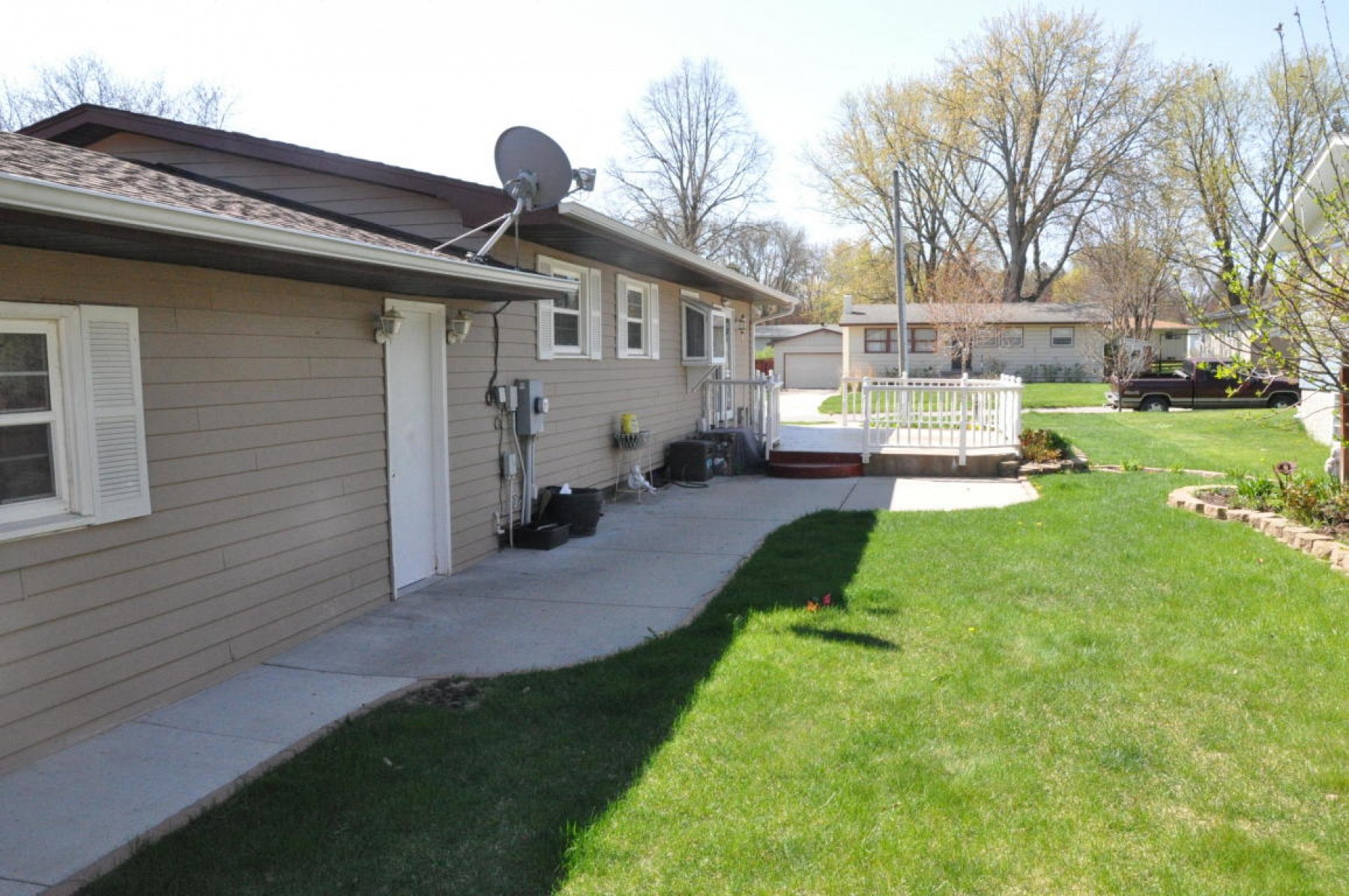 1817 Lincoln Lane, Brookings, SD 57006