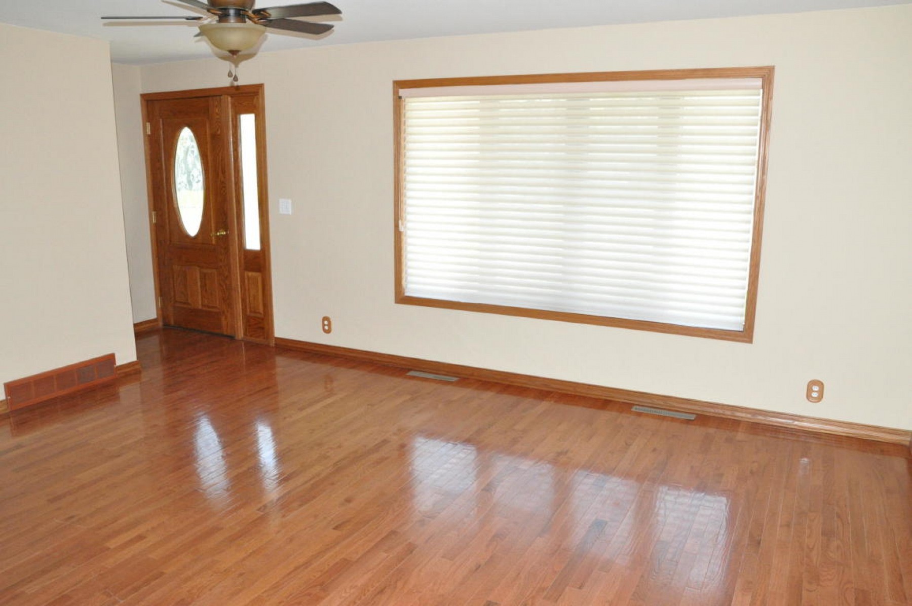 1817 Lincoln Lane, Brookings, SD 57006