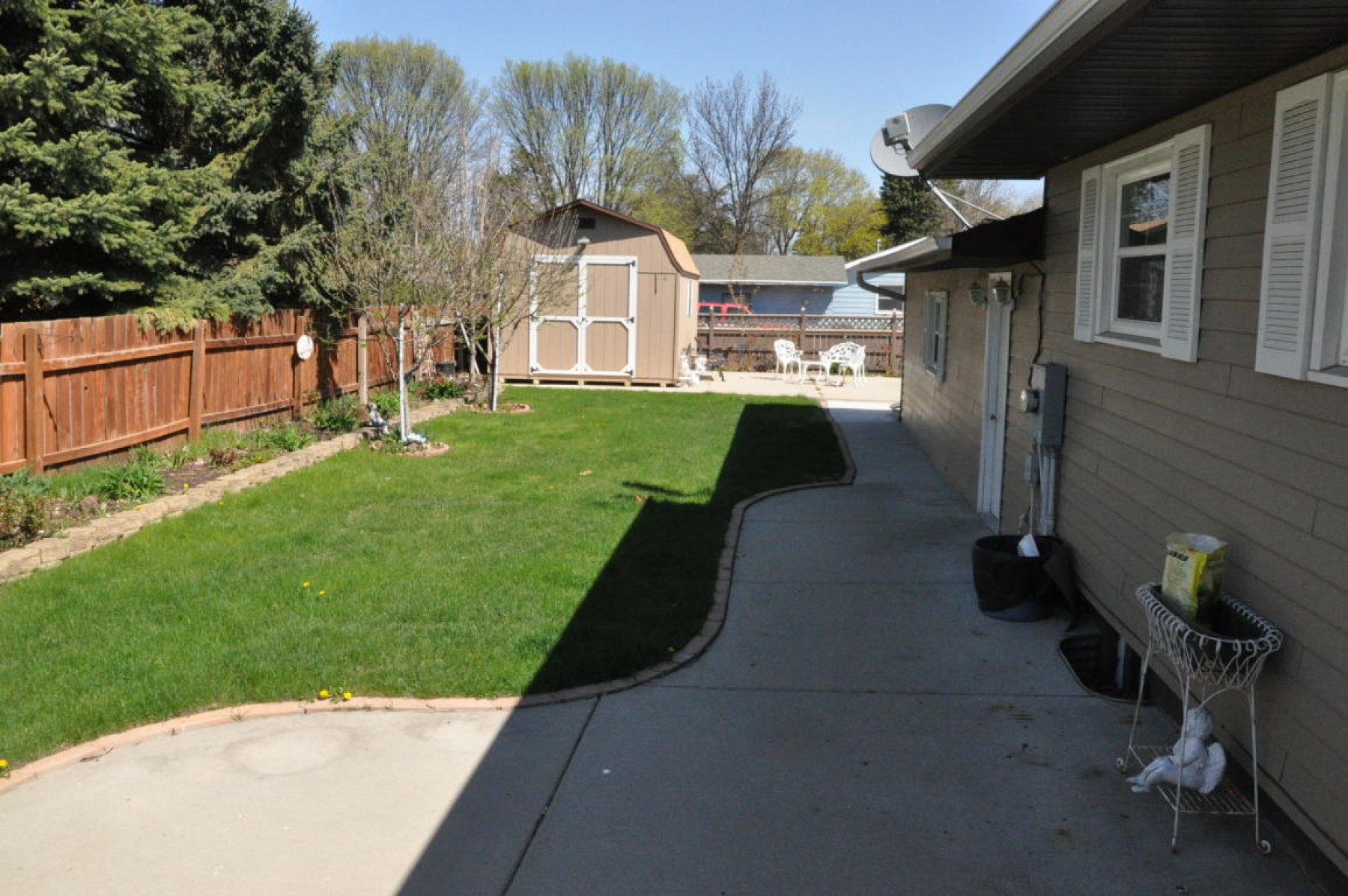 1817 Lincoln Lane, Brookings, SD 57006