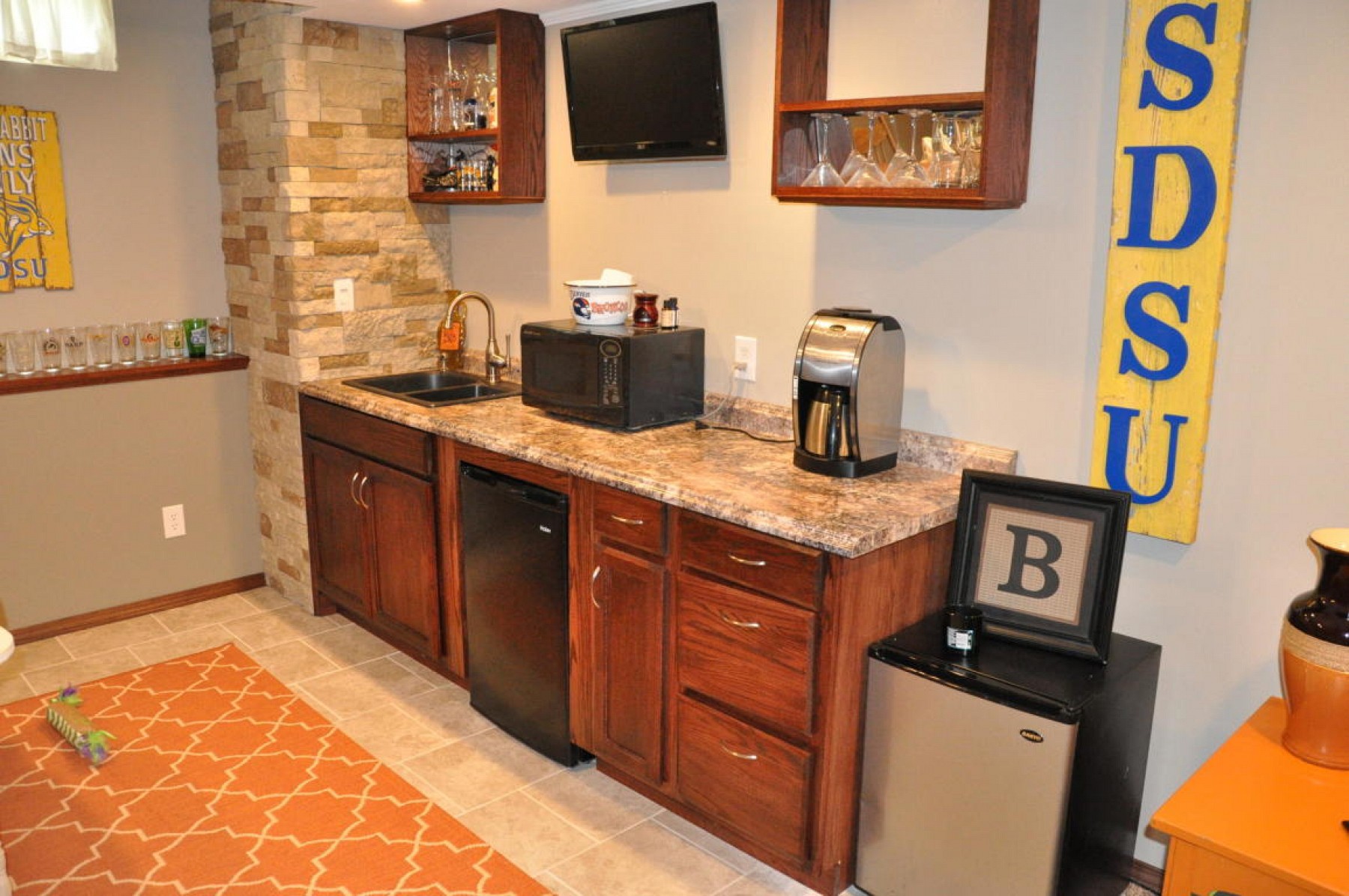 2100 Derdall Drive, Brookings, SD 57006