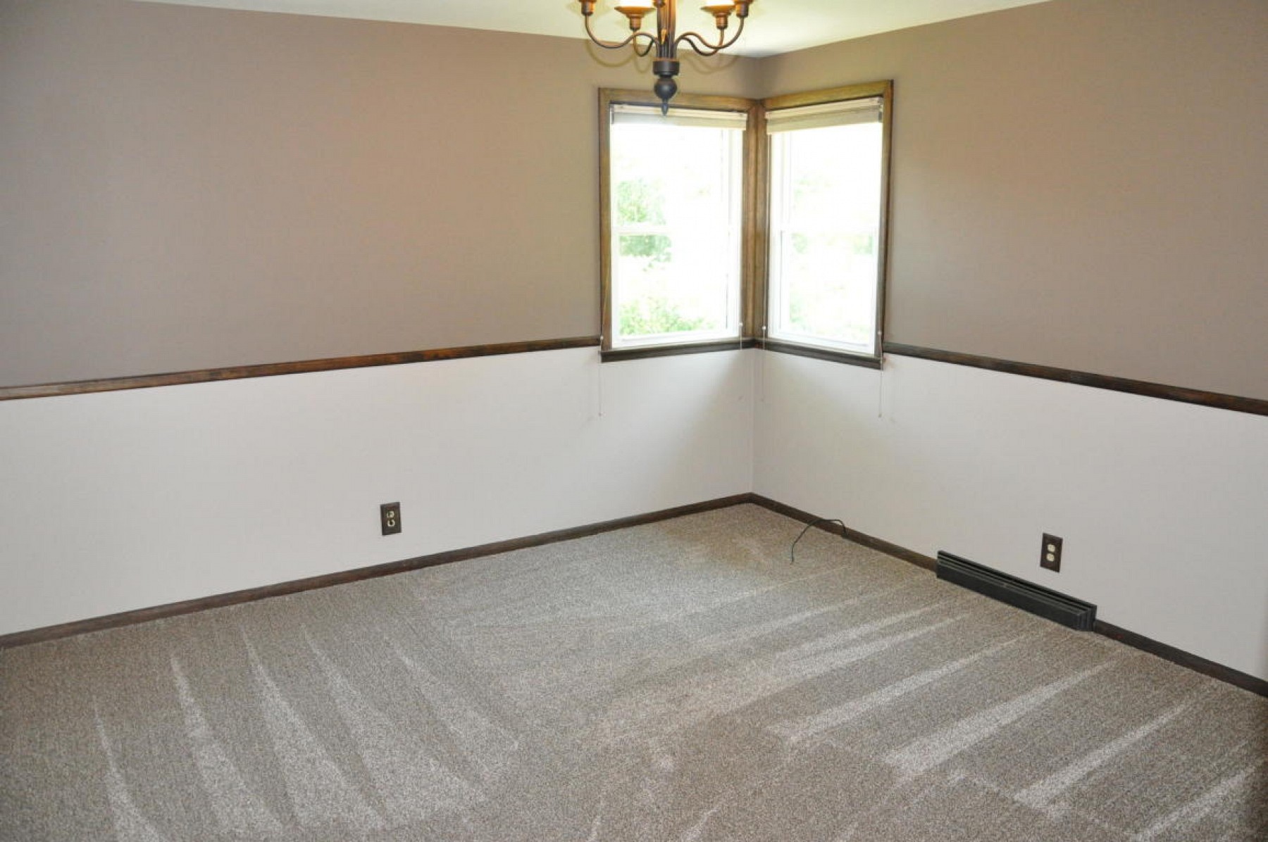 1534 Main Avenue S, Brookings, SD 57006