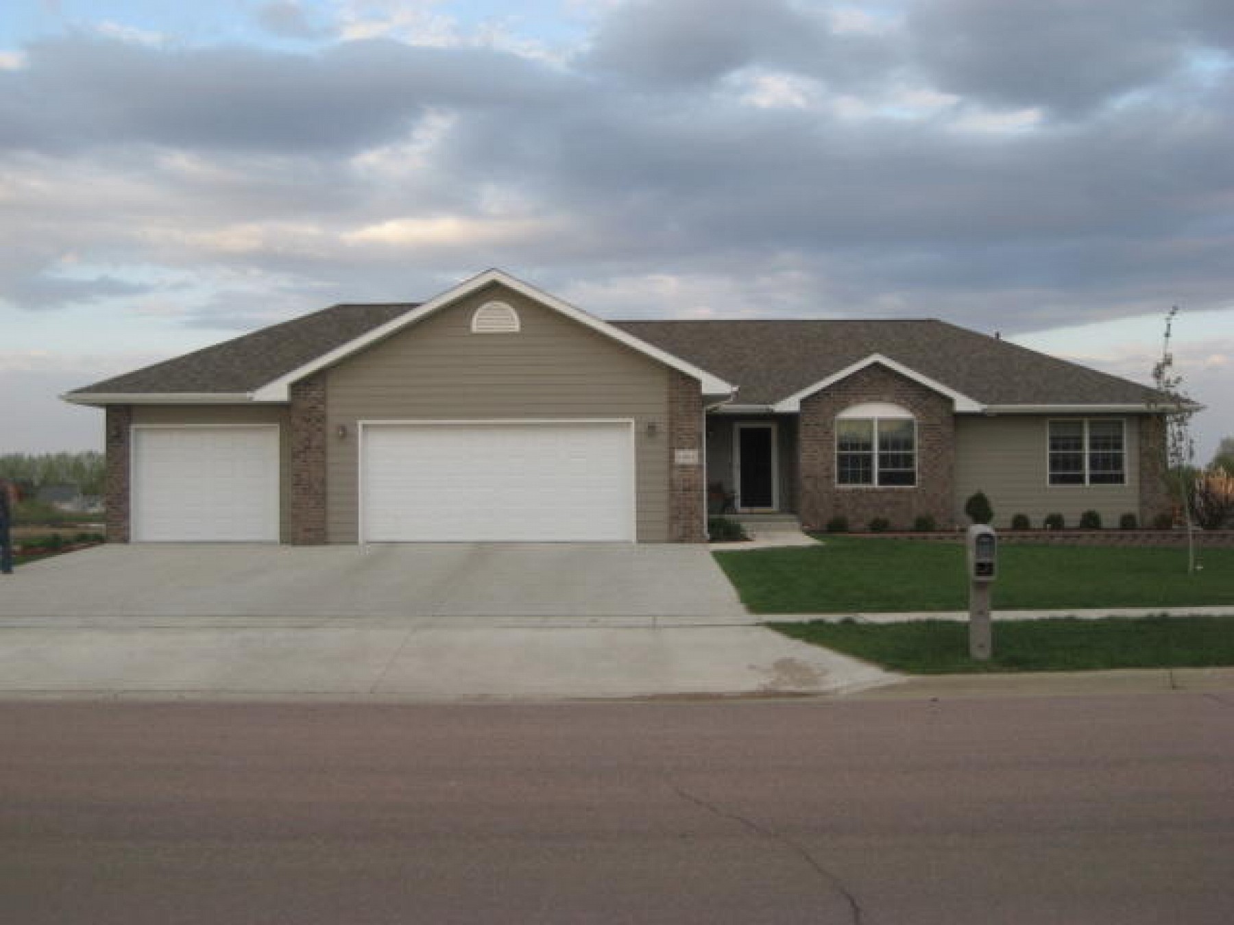 1801 7th Avenue S, Brookings, SD 57006