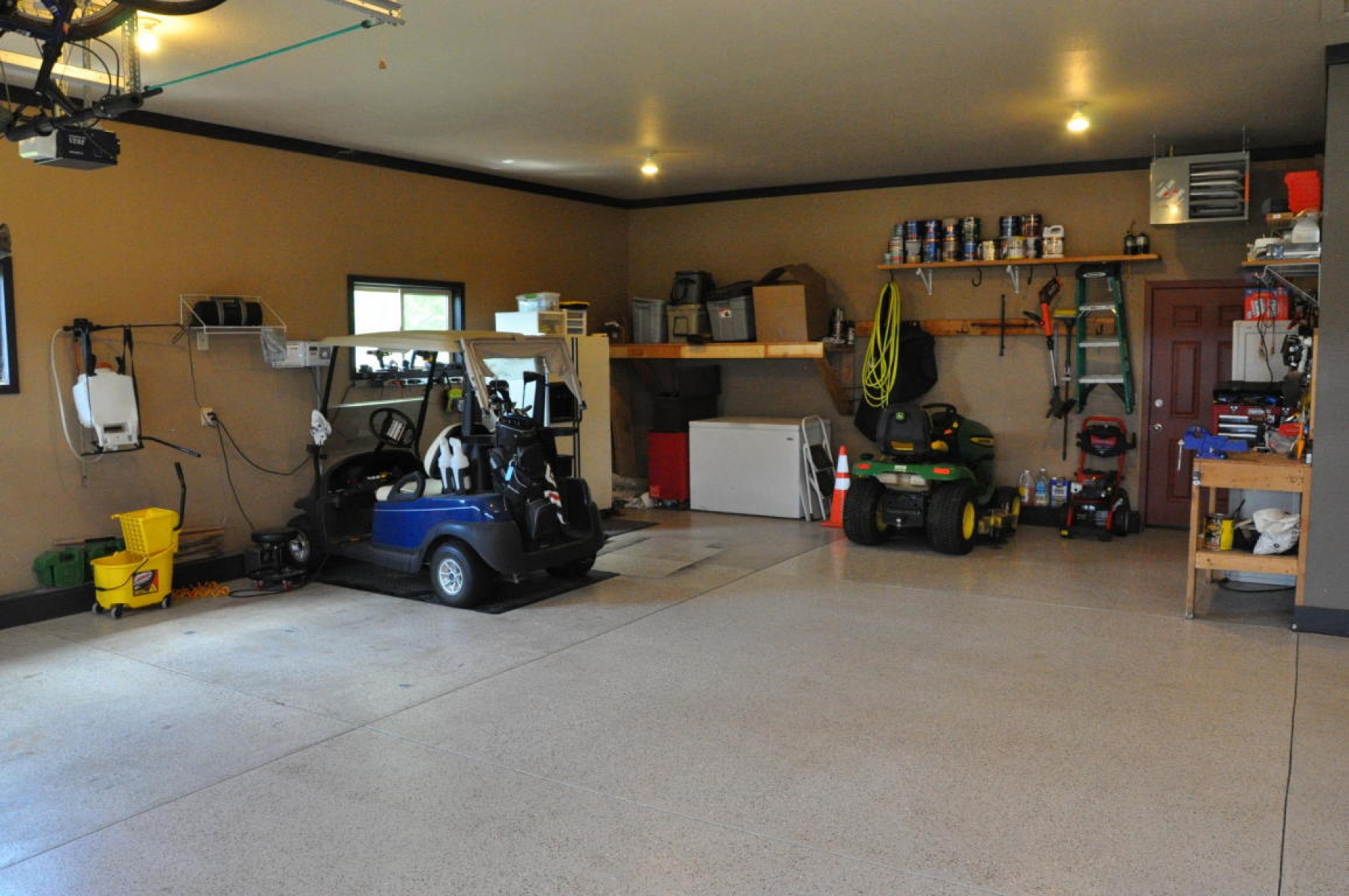 46879 Amen Corner, Brookings, SD 57006