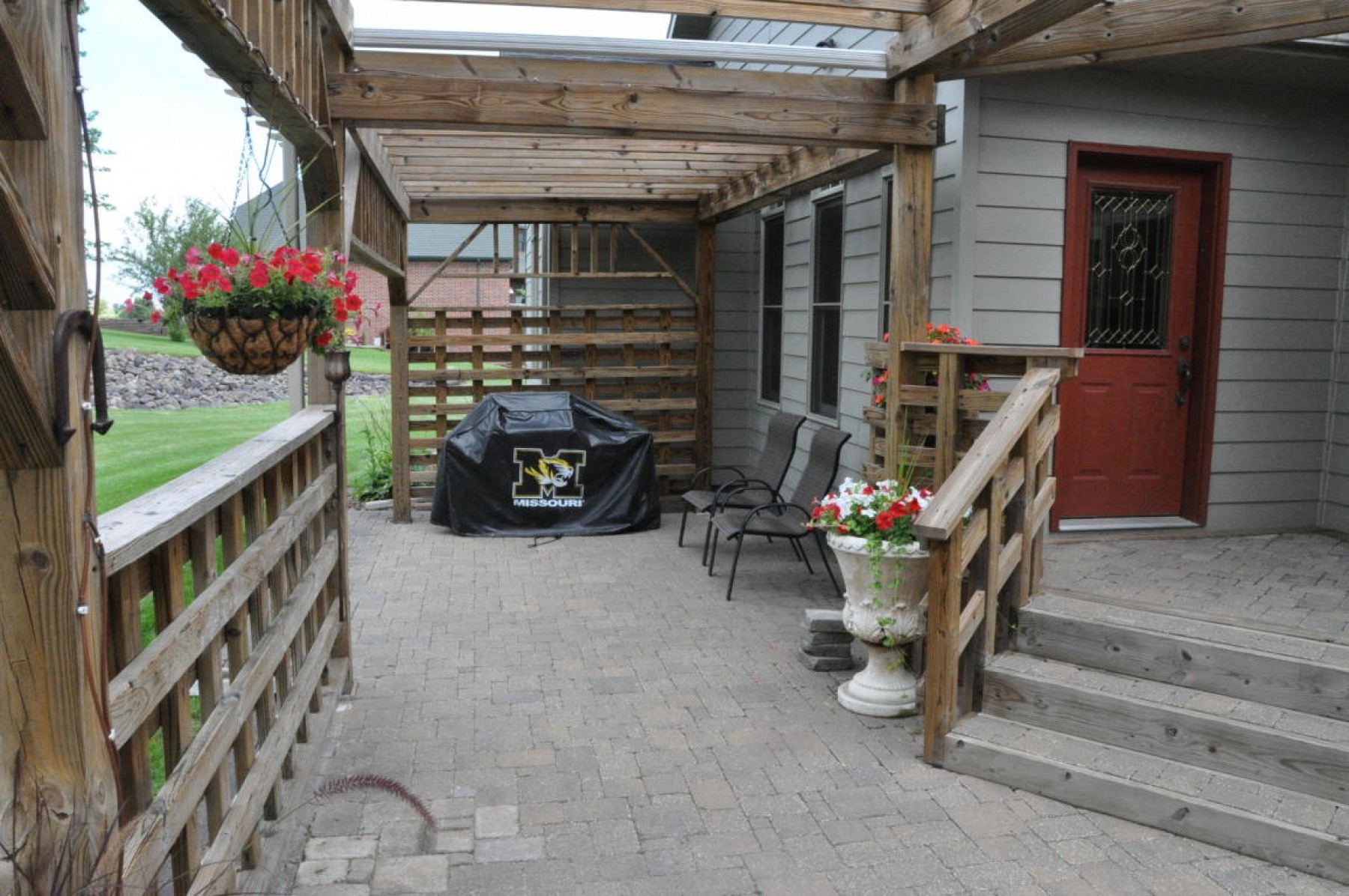 46879 Amen Corner, Brookings, SD 57006