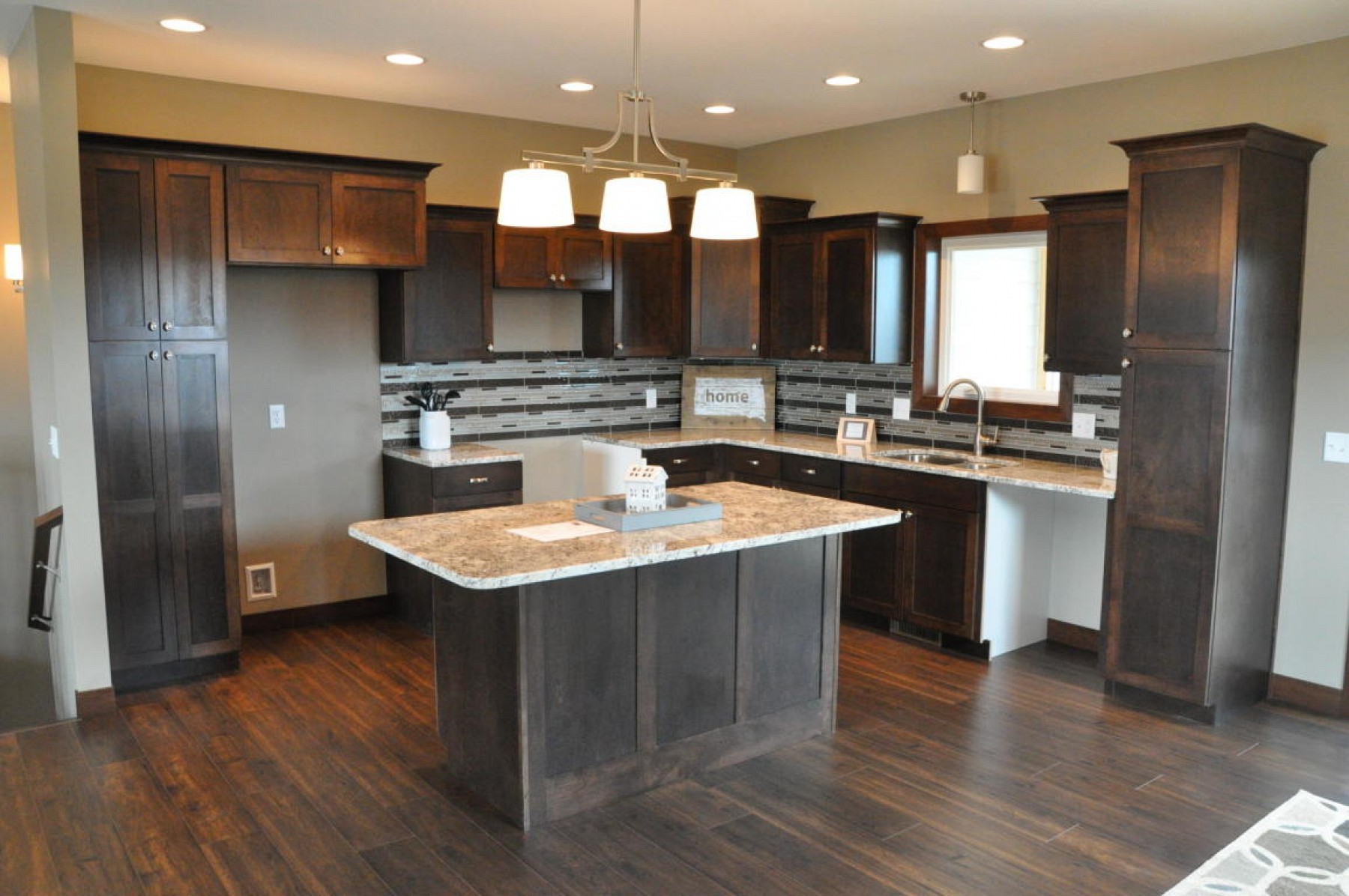 2121 Larkspur Ridge Drive, Brookings, SD 57006