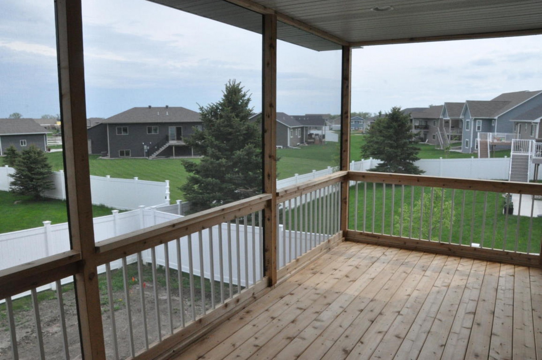 2121 Larkspur Ridge Drive, Brookings, SD 57006