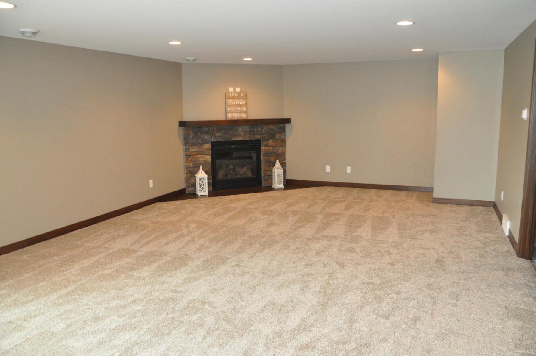 2121 Larkspur Ridge Drive, Brookings, SD 57006