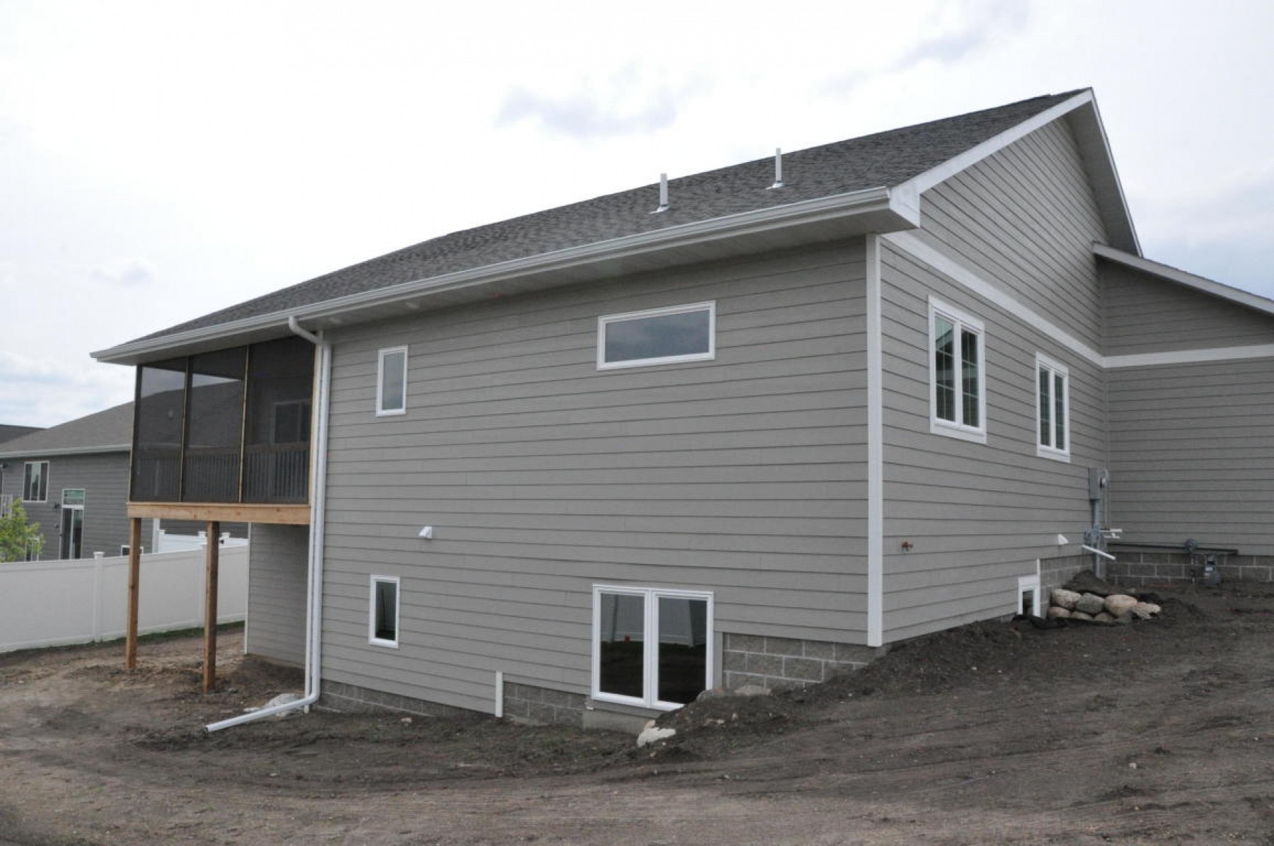 2121 Larkspur Ridge Drive, Brookings, SD 57006